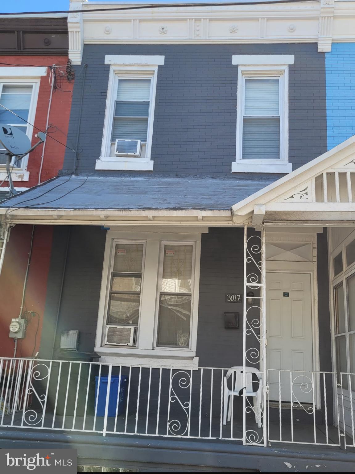 Welcome to 3017 N Sydenham!