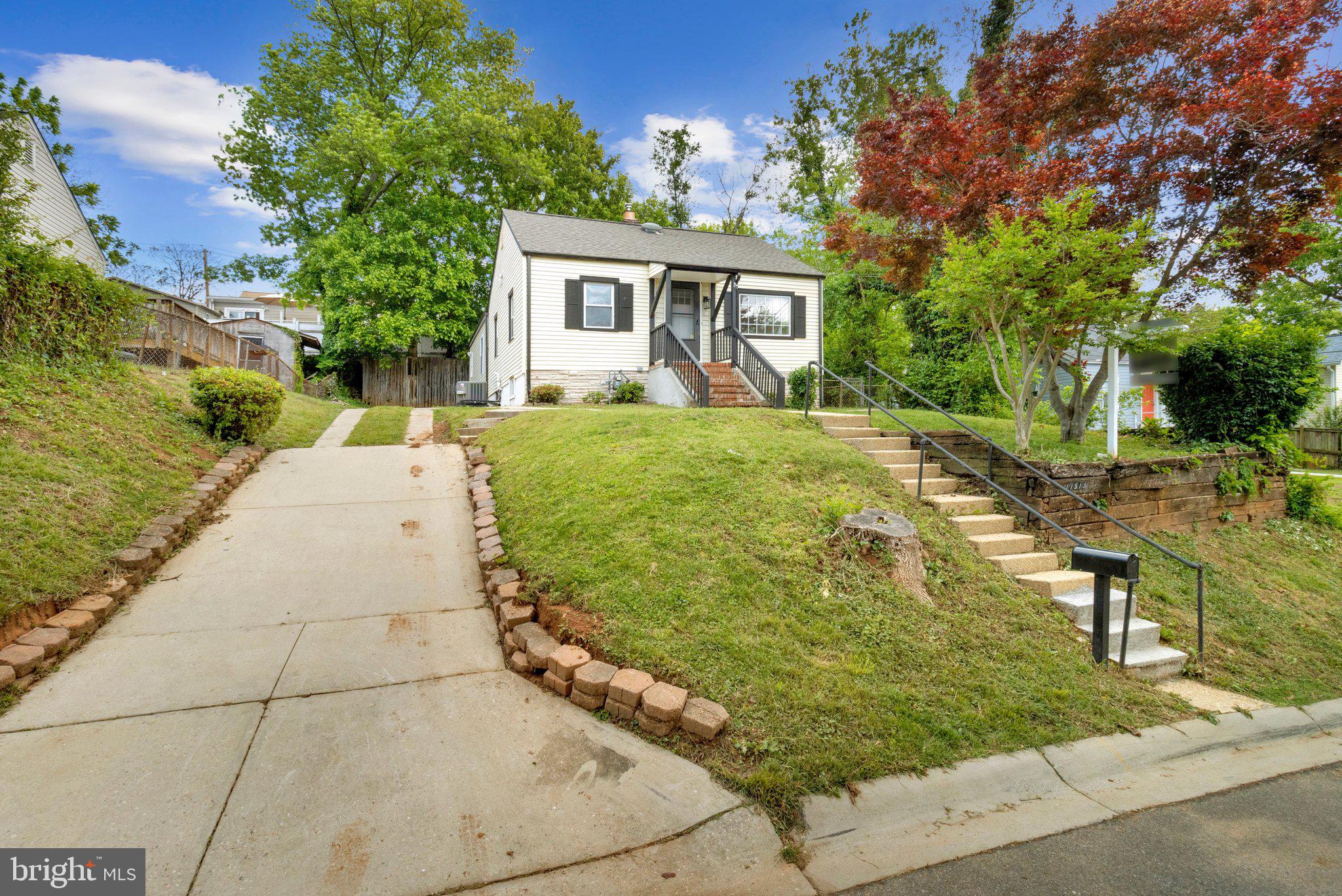 VEIRS MILL VILLAGE - Residential
