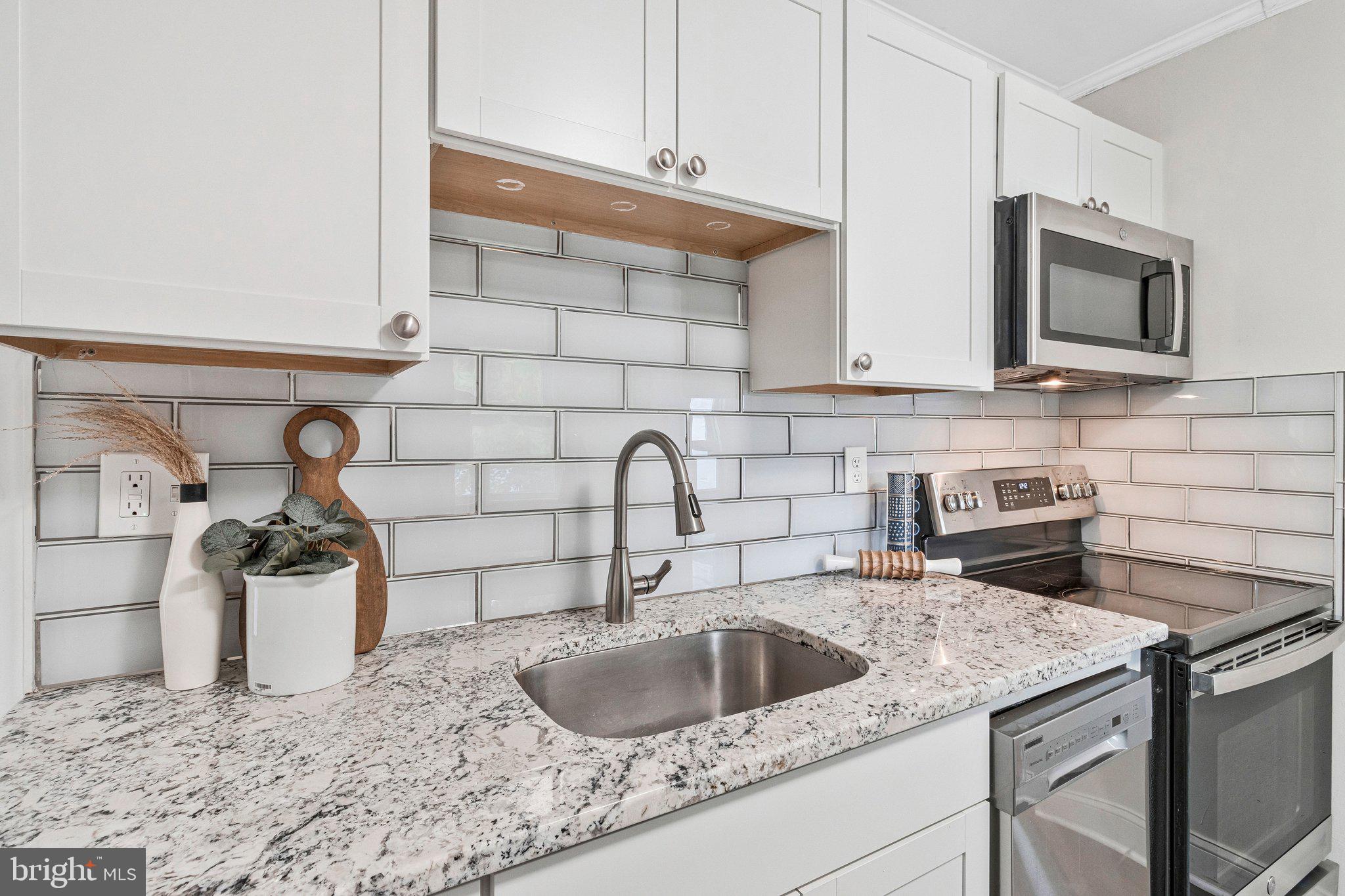 VEIRS MILL VILLAGE - Residential