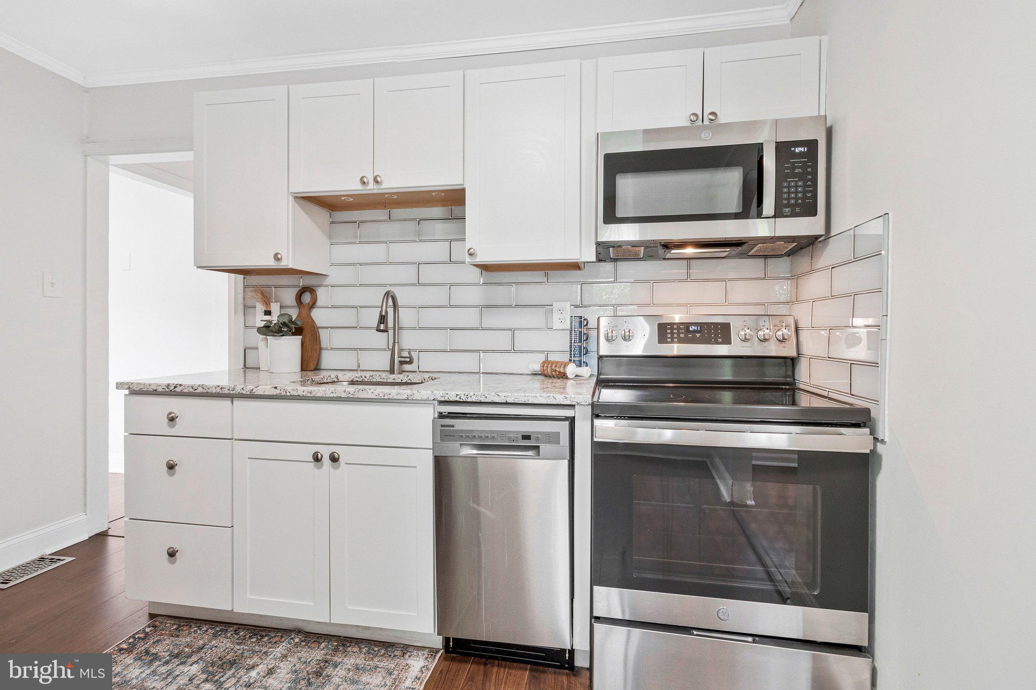 VEIRS MILL VILLAGE - Residential