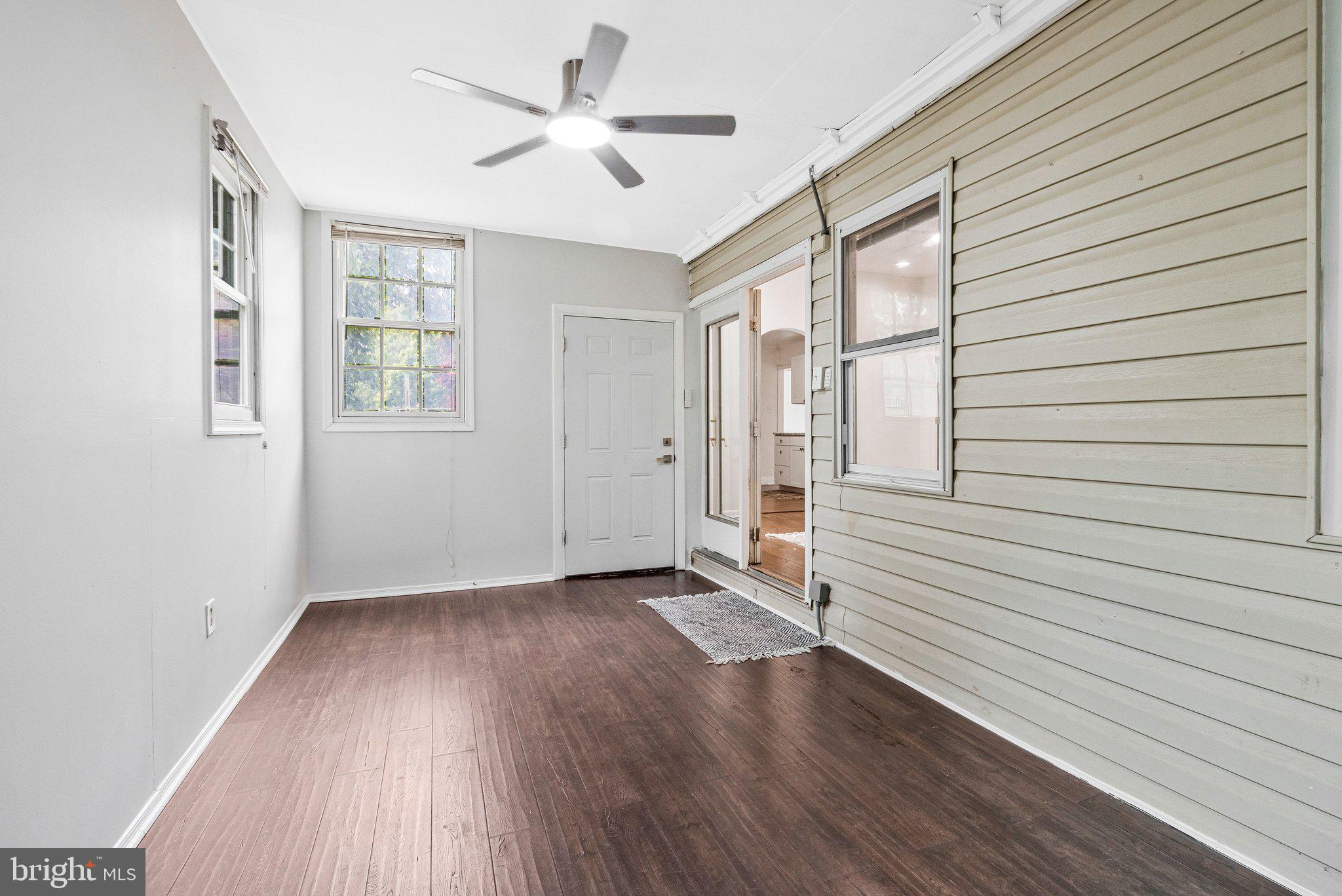 VEIRS MILL VILLAGE - Residential