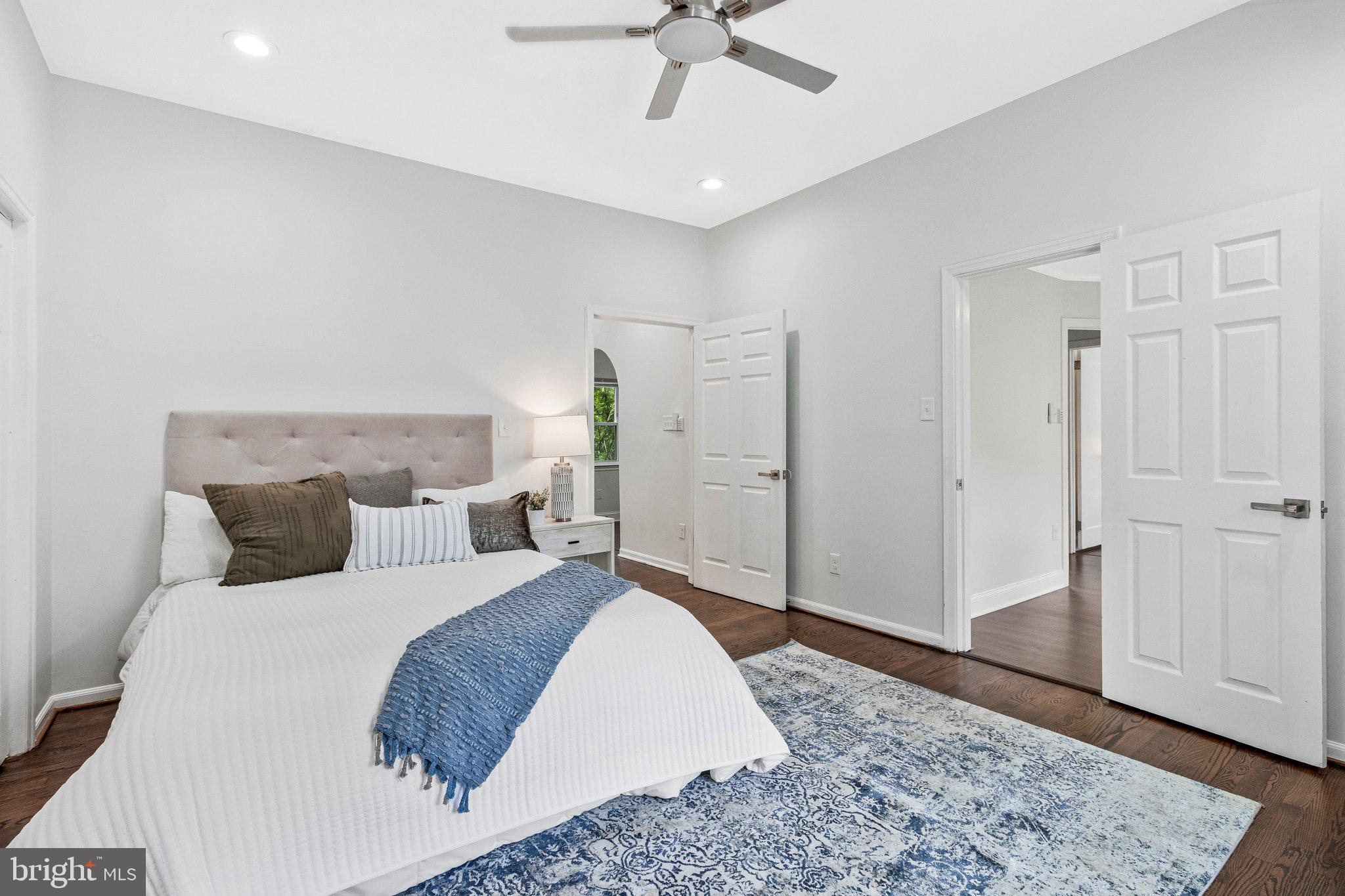 VEIRS MILL VILLAGE - Residential