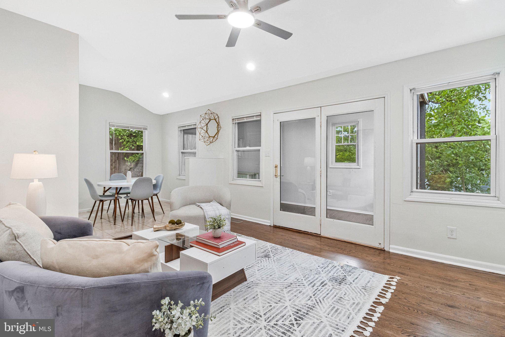 VEIRS MILL VILLAGE - Residential