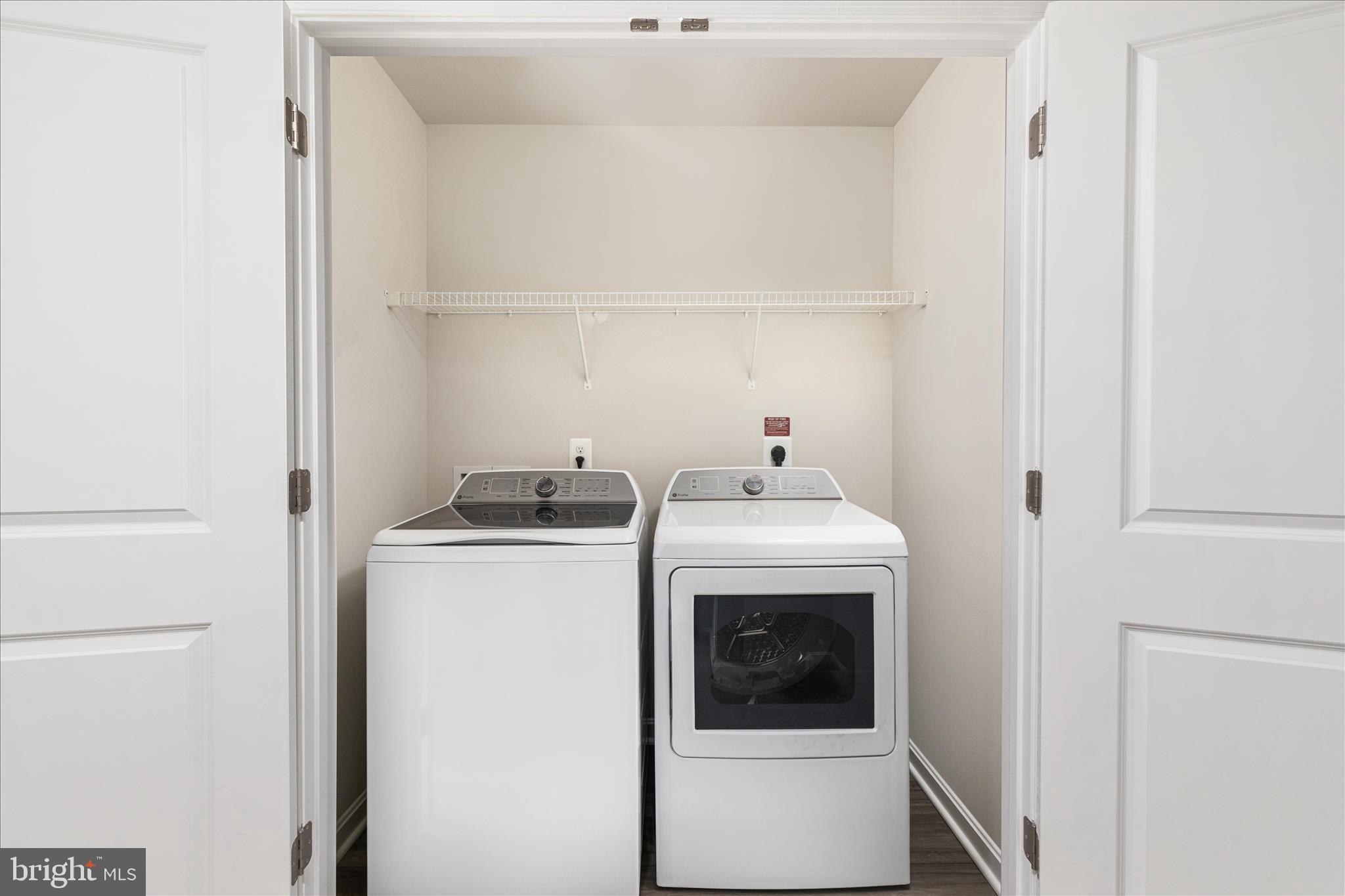 SENSENY VILLAGE - Residential Lease