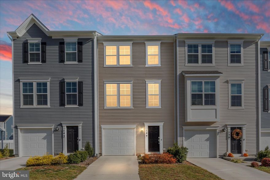 Move in ready. 3 beds 2.5 bath 1 car garage. 3 Level townhouse including stainless steel appliances. Fully finished walk out basement. Recessed lighting in bedrooms.