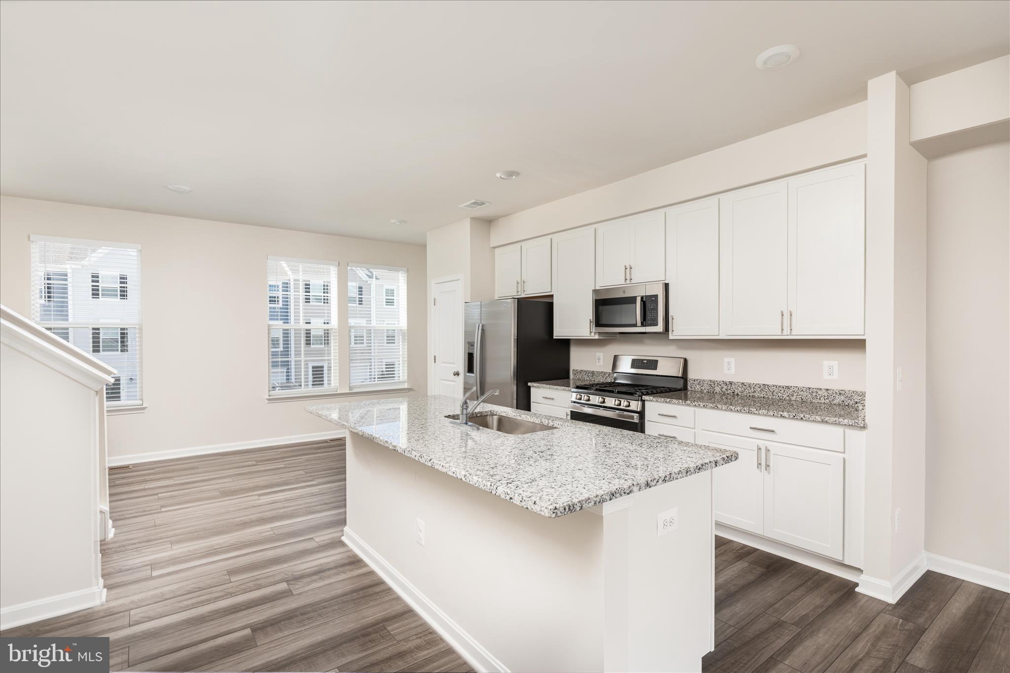 SENSENY VILLAGE - Residential Lease