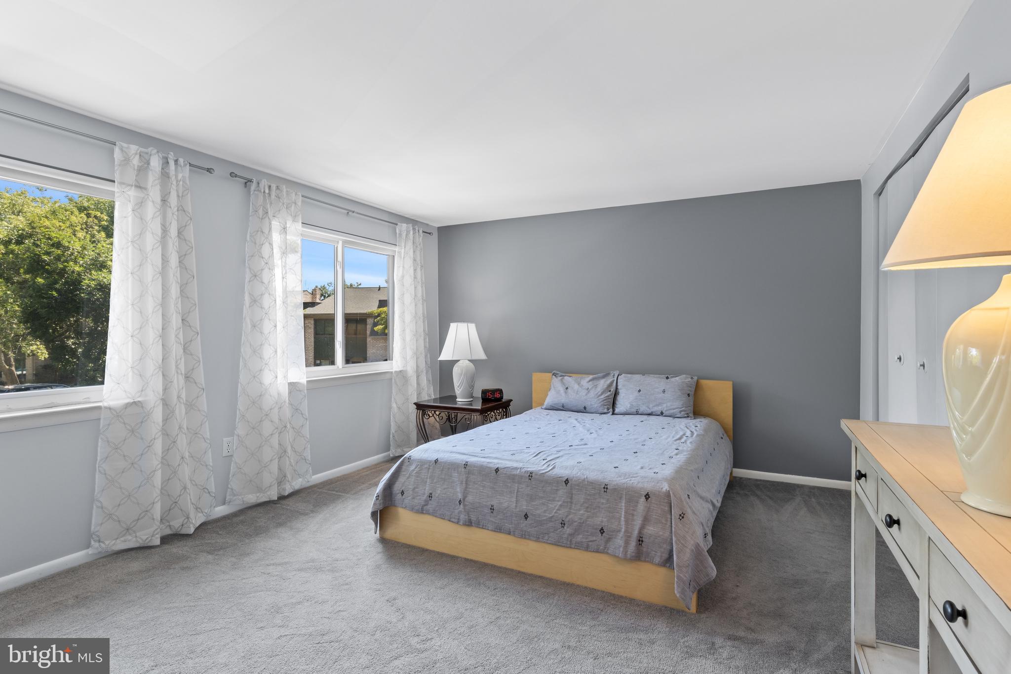 PUTNAM VIL - Residential