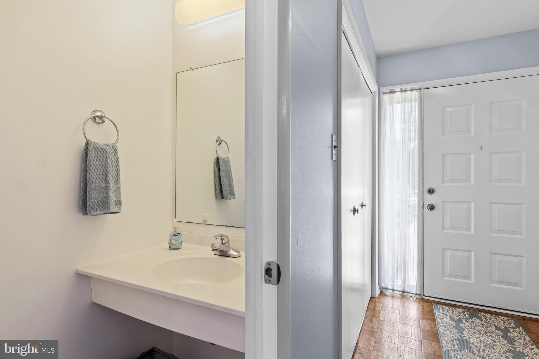 PUTNAM VIL - Residential