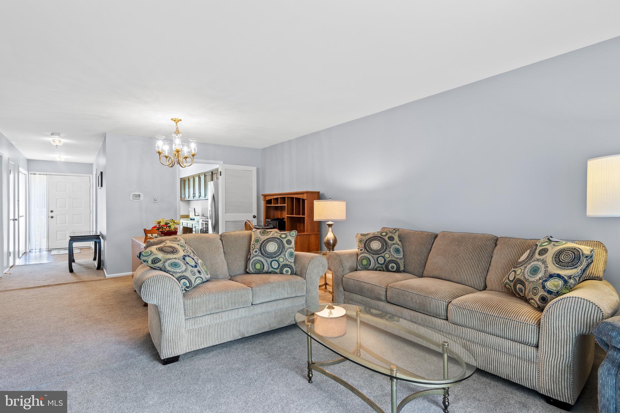 PUTNAM VIL - Residential