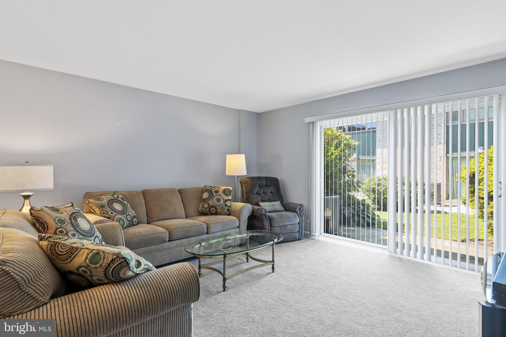 PUTNAM VIL - Residential