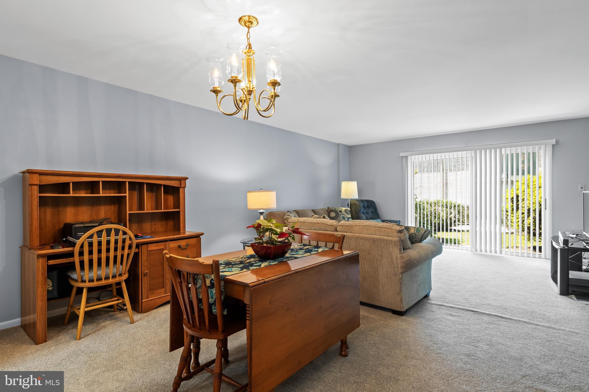 PUTNAM VIL - Residential