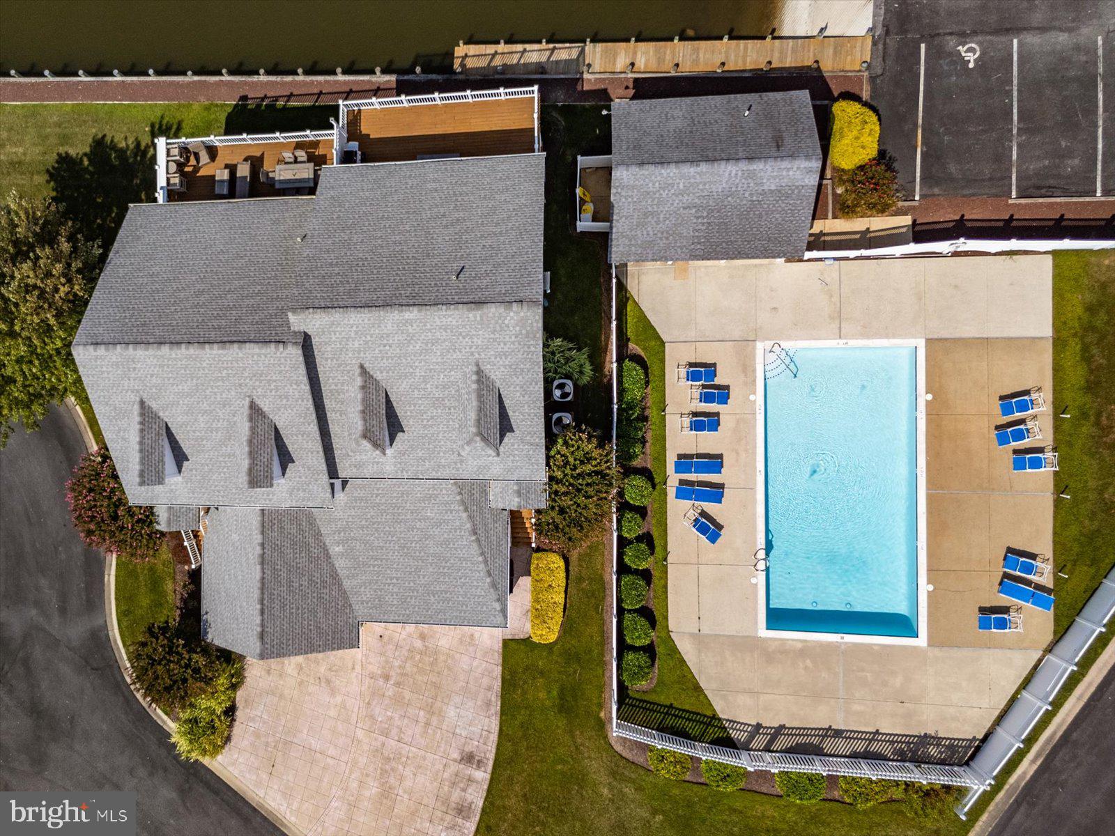 STONE HARBOR - Residential