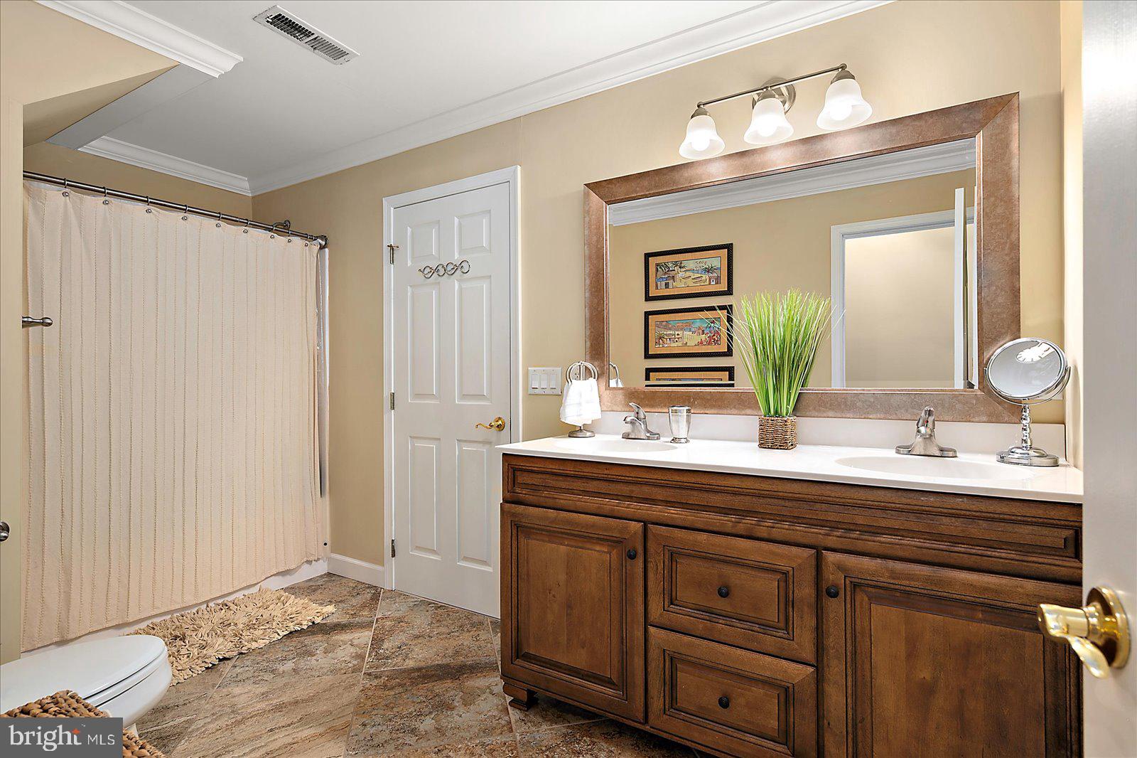 STONE HARBOR - Residential