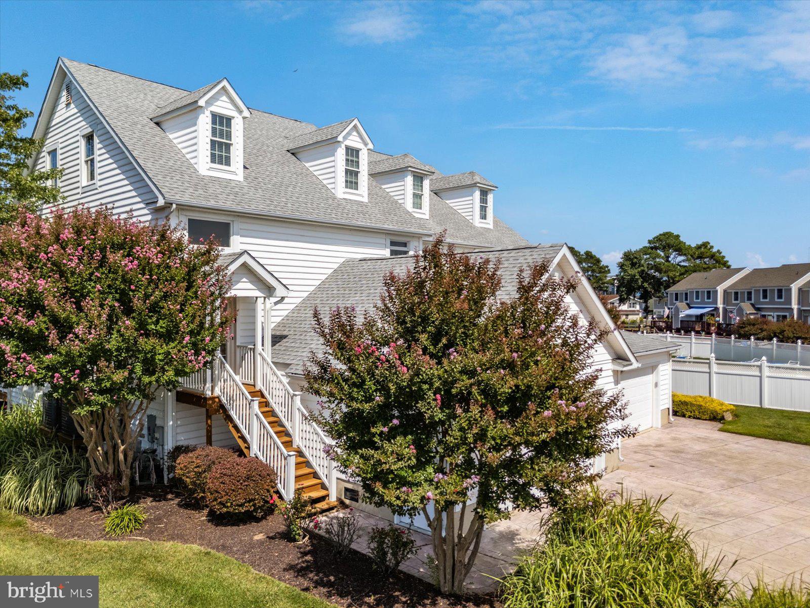 STONE HARBOR - Residential