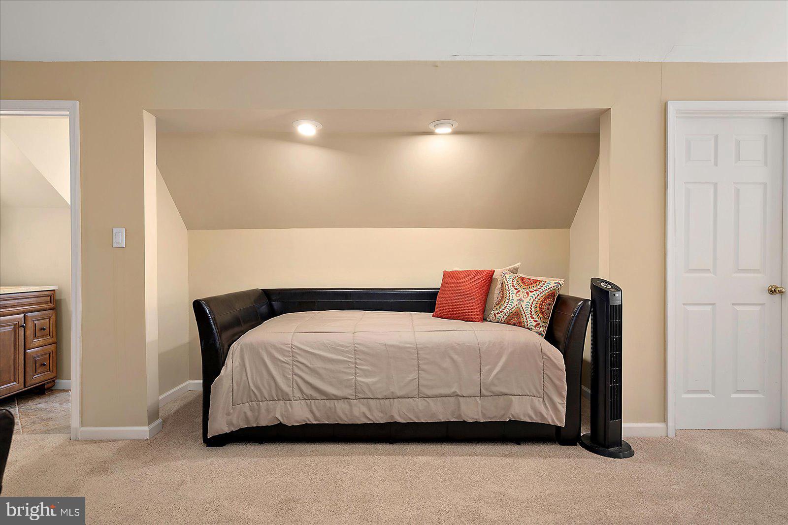 STONE HARBOR - Residential