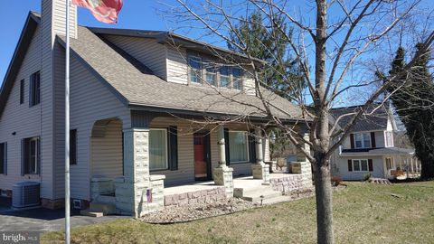 Photo of 268 W Main Street, REINHOLDS, PA 17569 (MLS # PALA2066052)