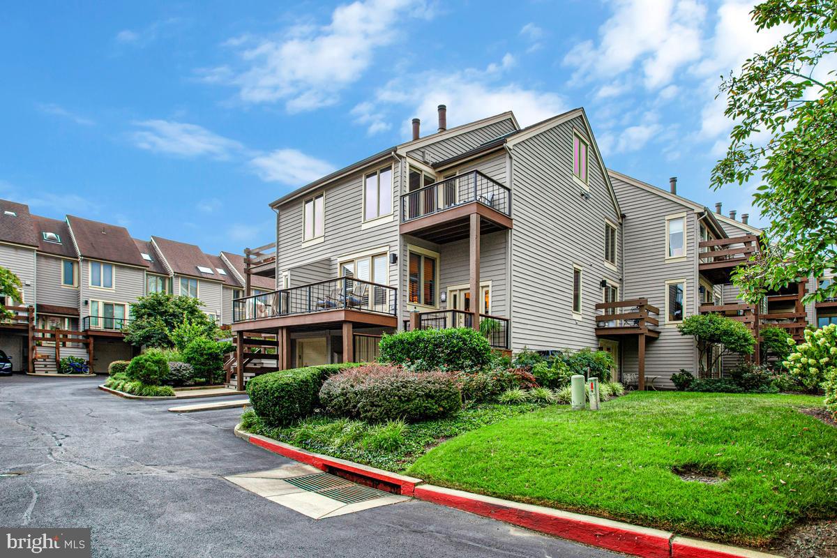 23 CHESAPEAKE LNDG