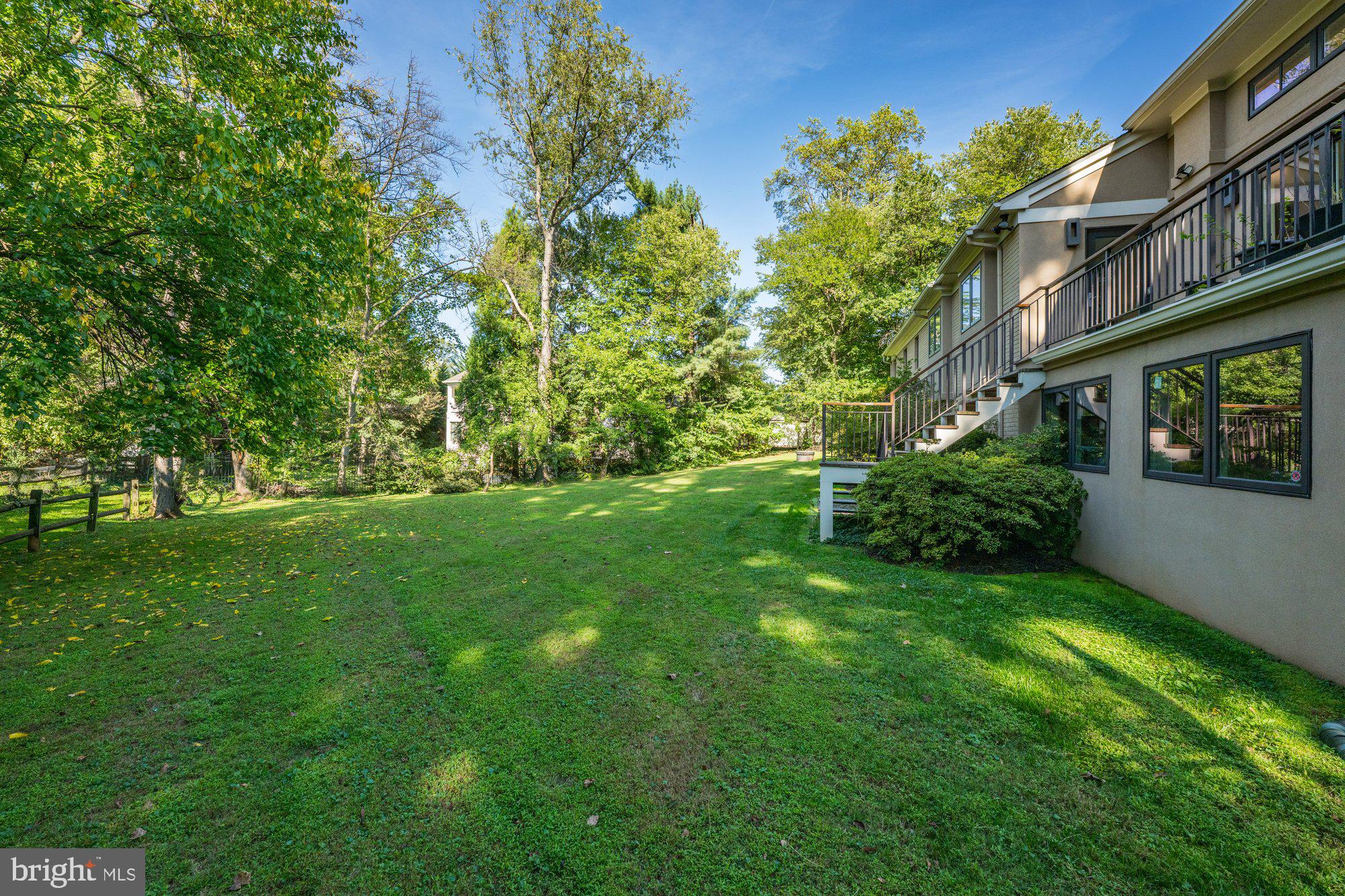 CLEARVIEW MANOR - Residential