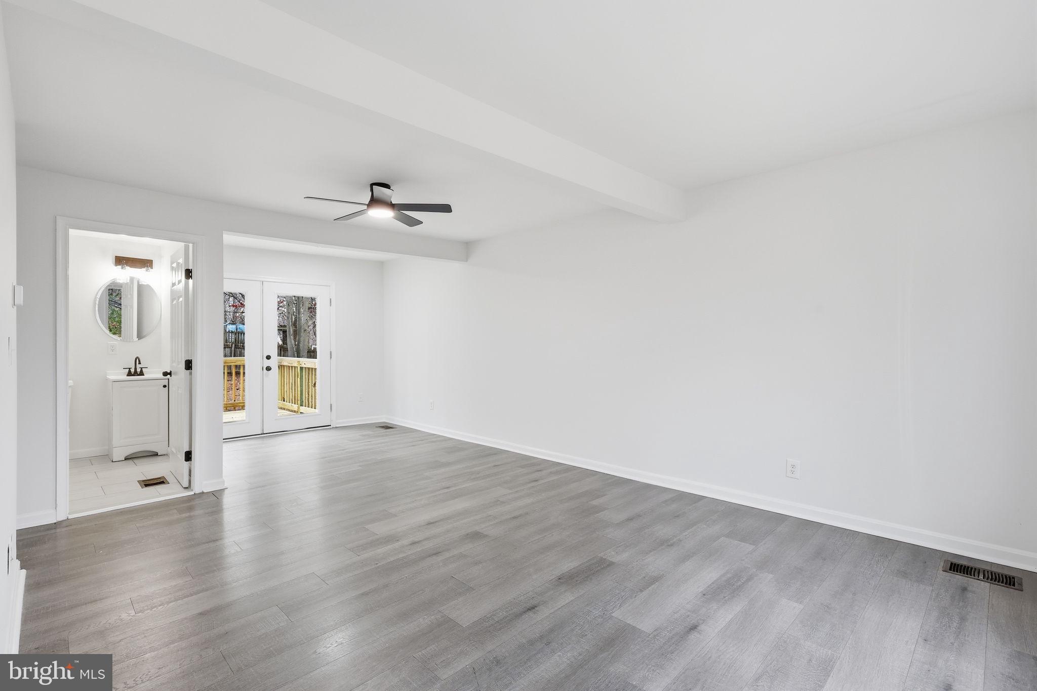 PLANTATION FOREST - Residential