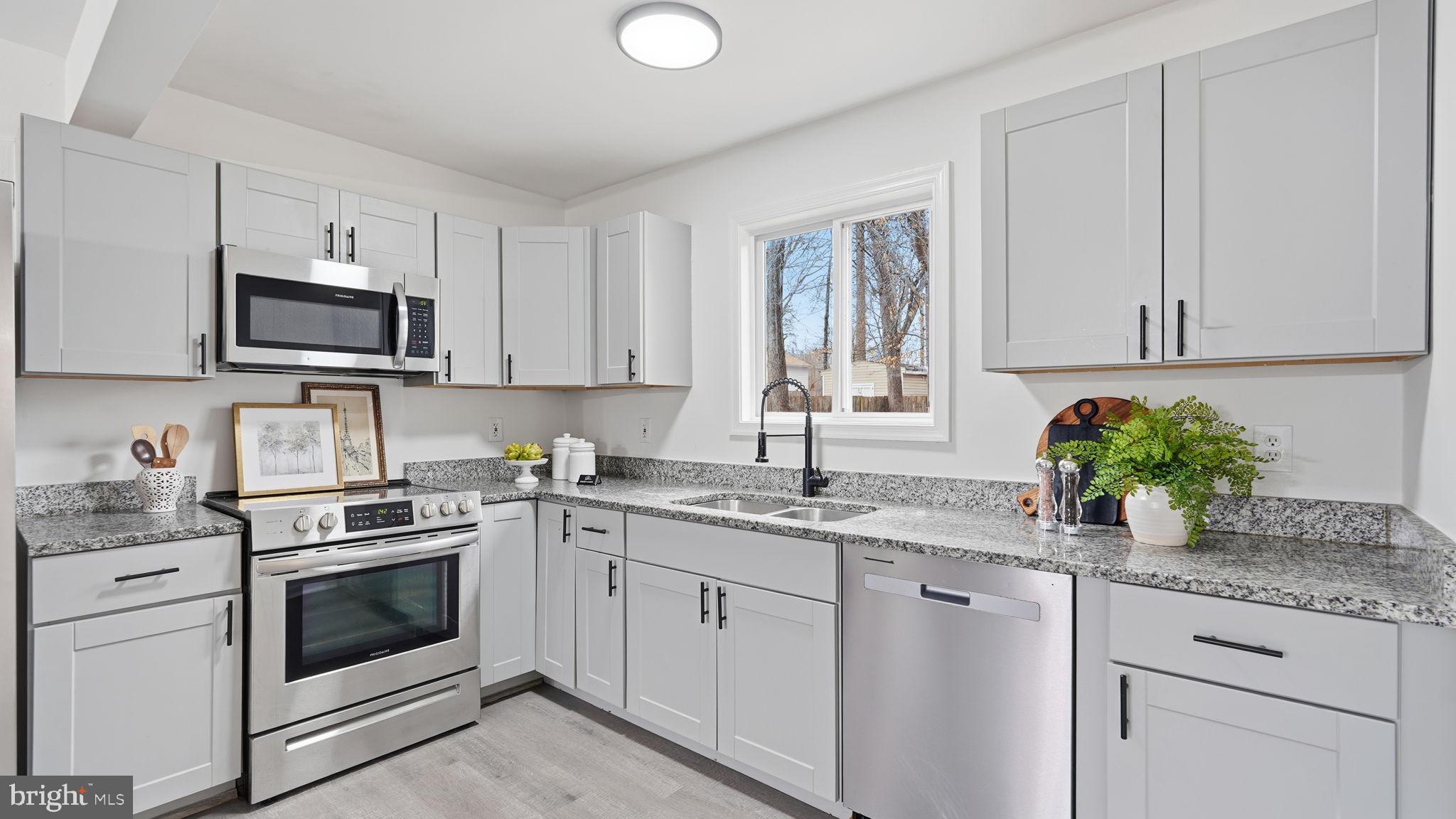 PLANTATION FOREST - Residential