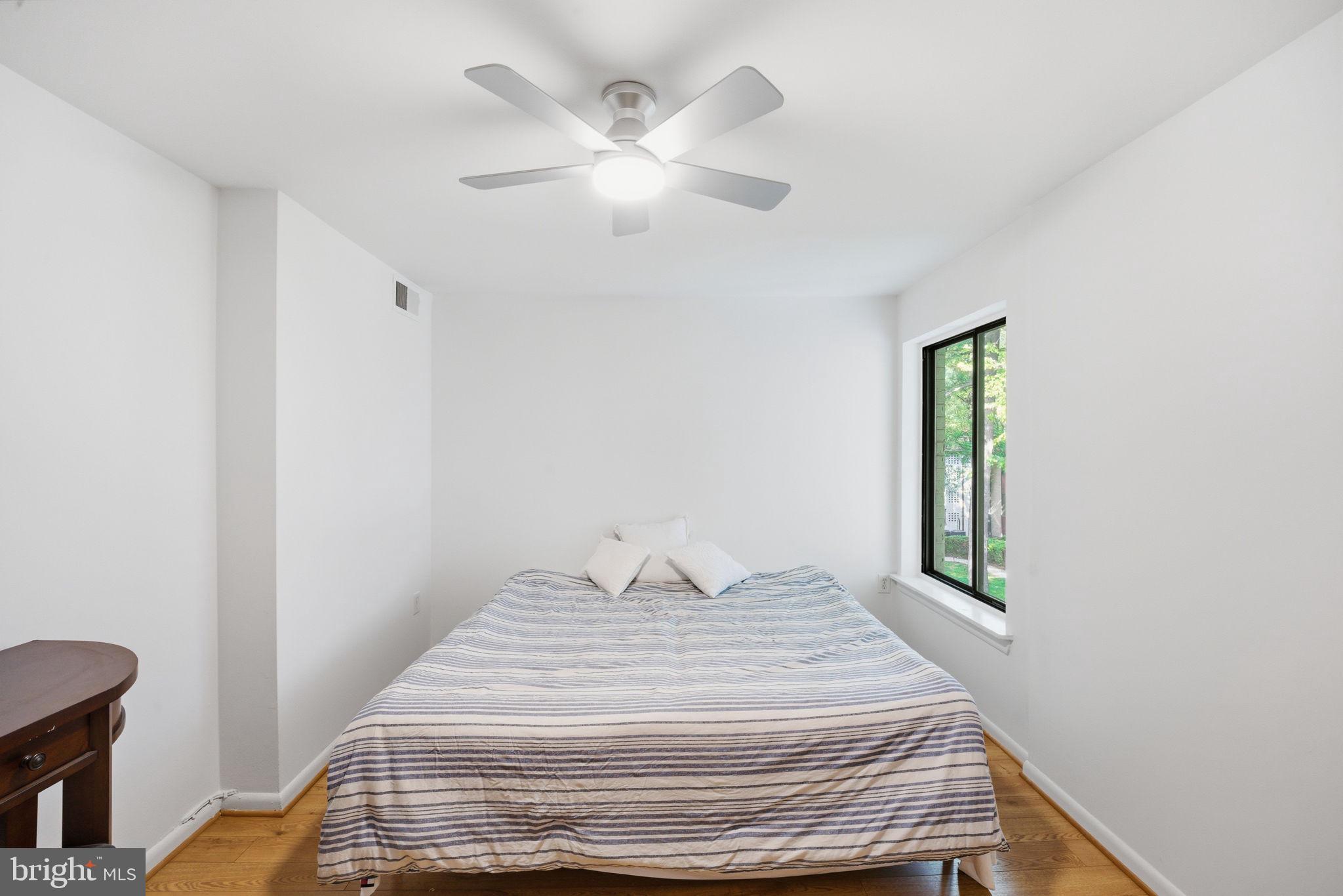 FAIRFIELD COMMONS - Residential