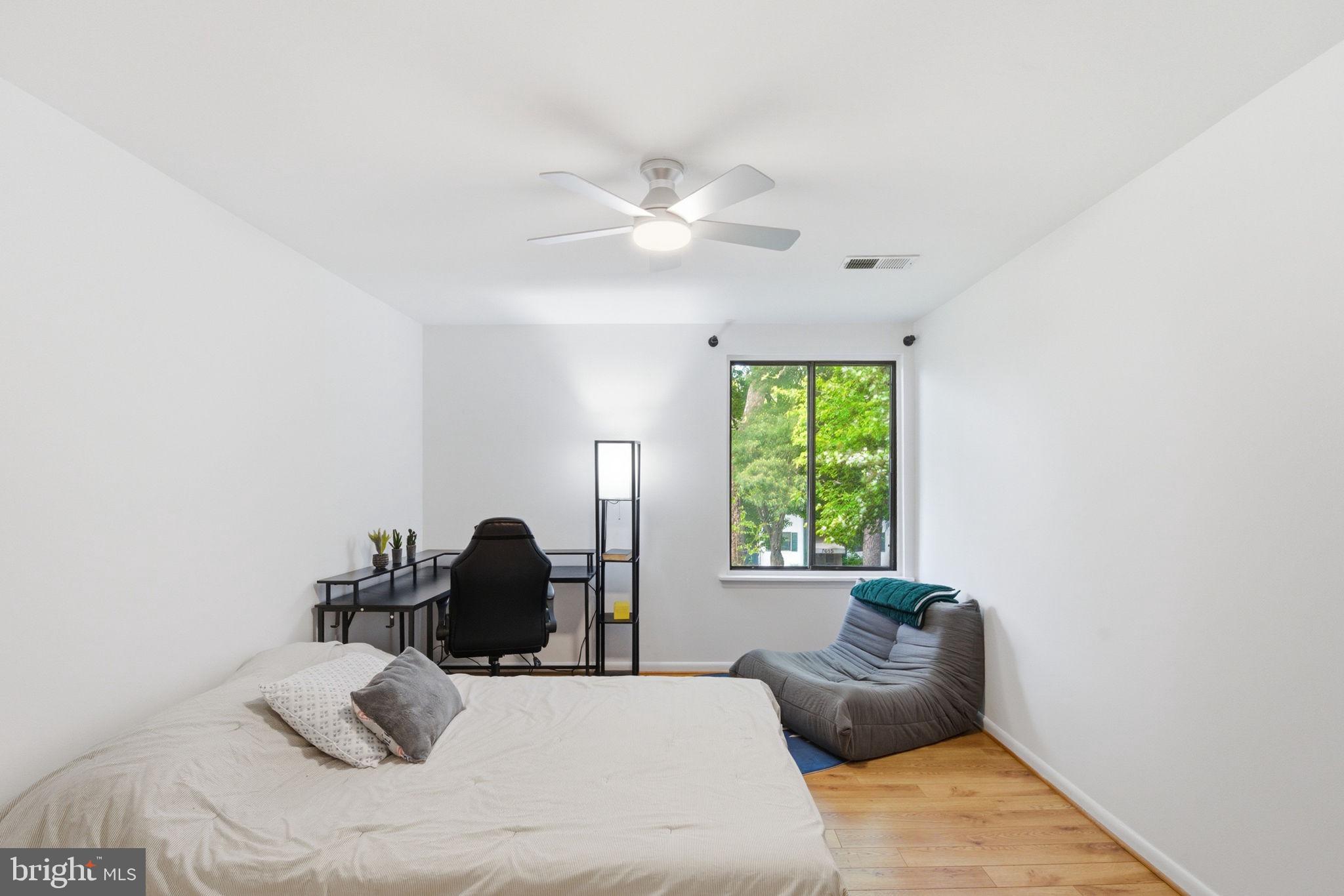 FAIRFIELD COMMONS - Residential