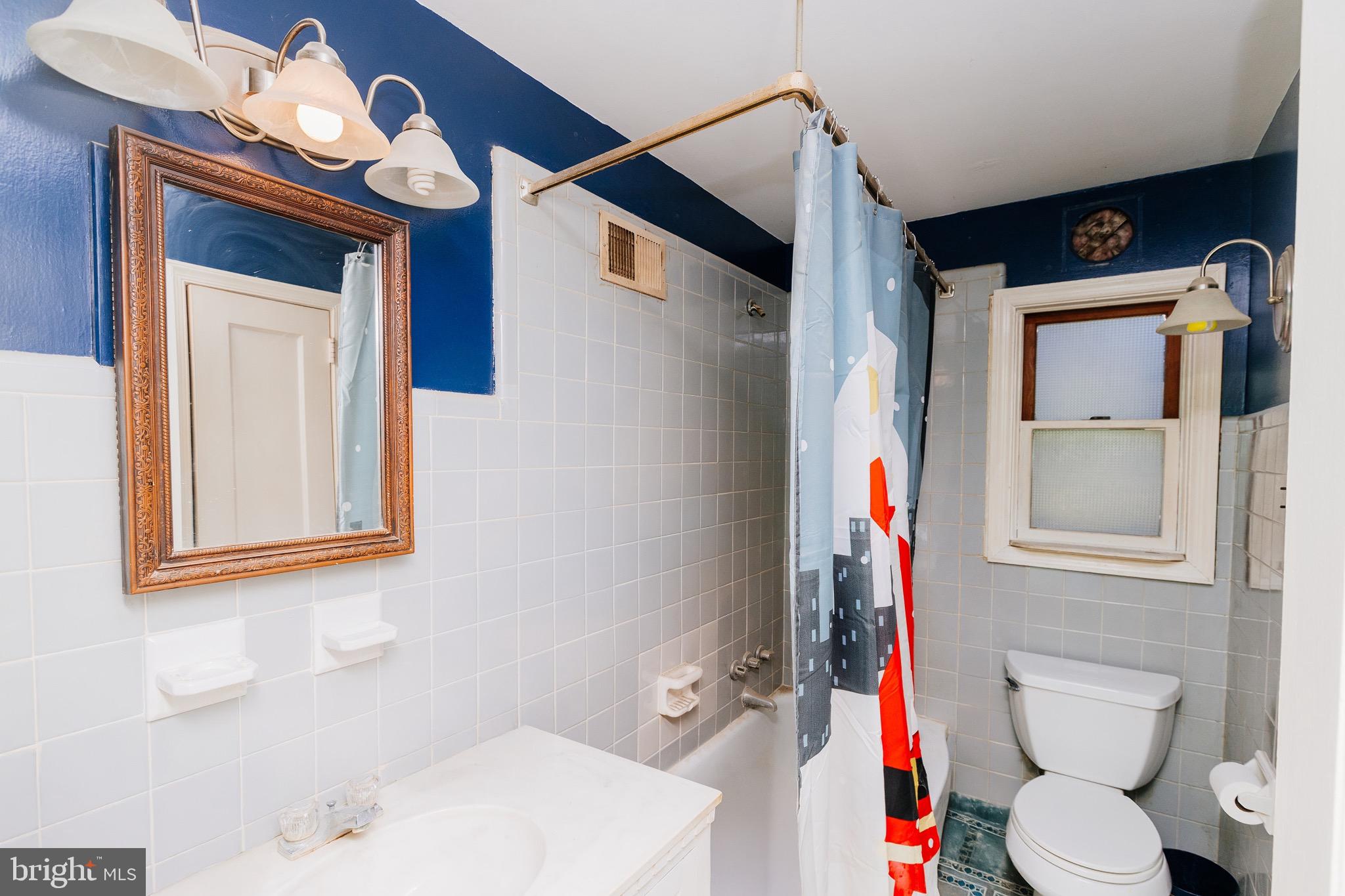 YARDLEY TERR - Residential