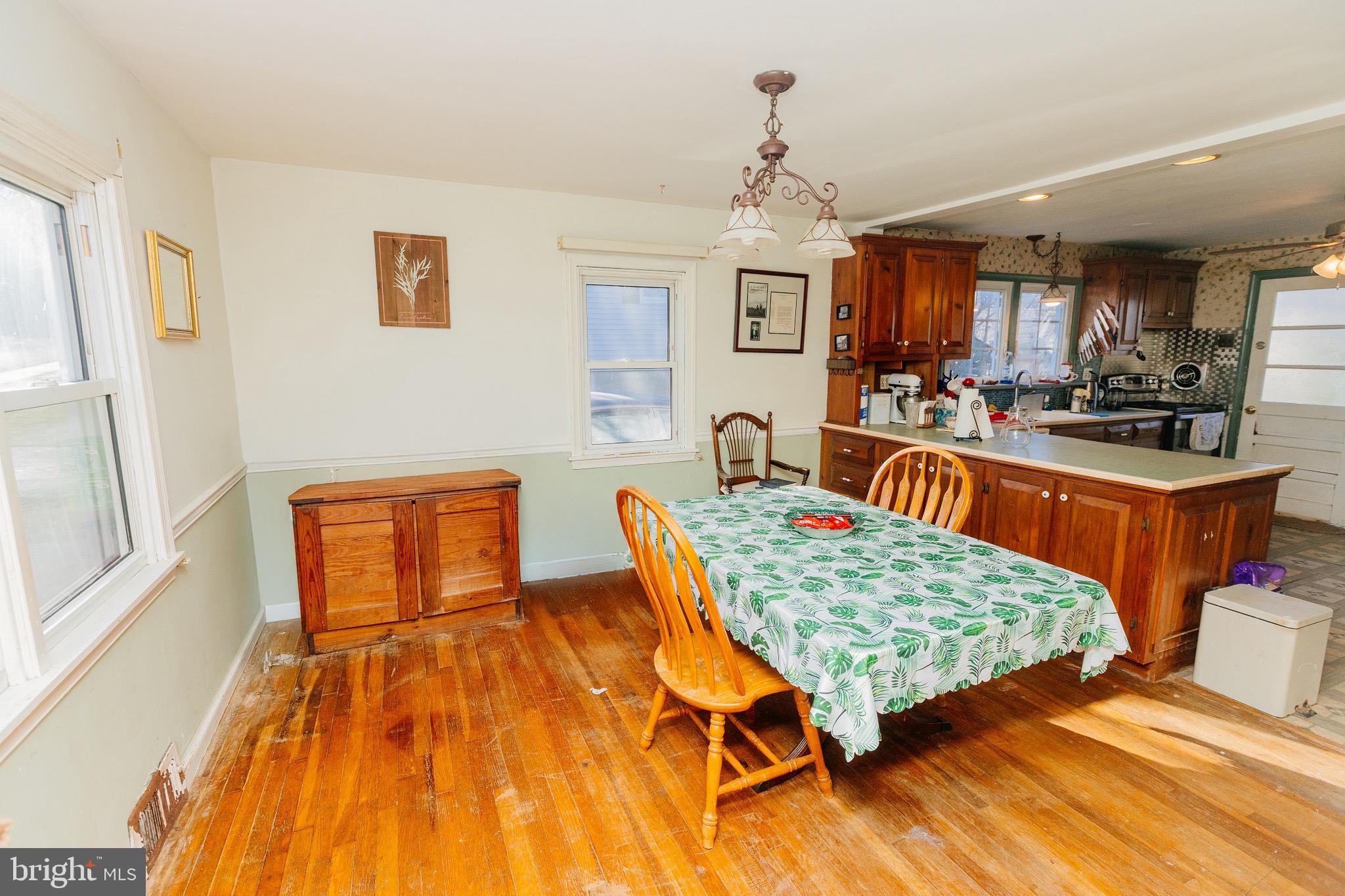 YARDLEY TERR - Residential