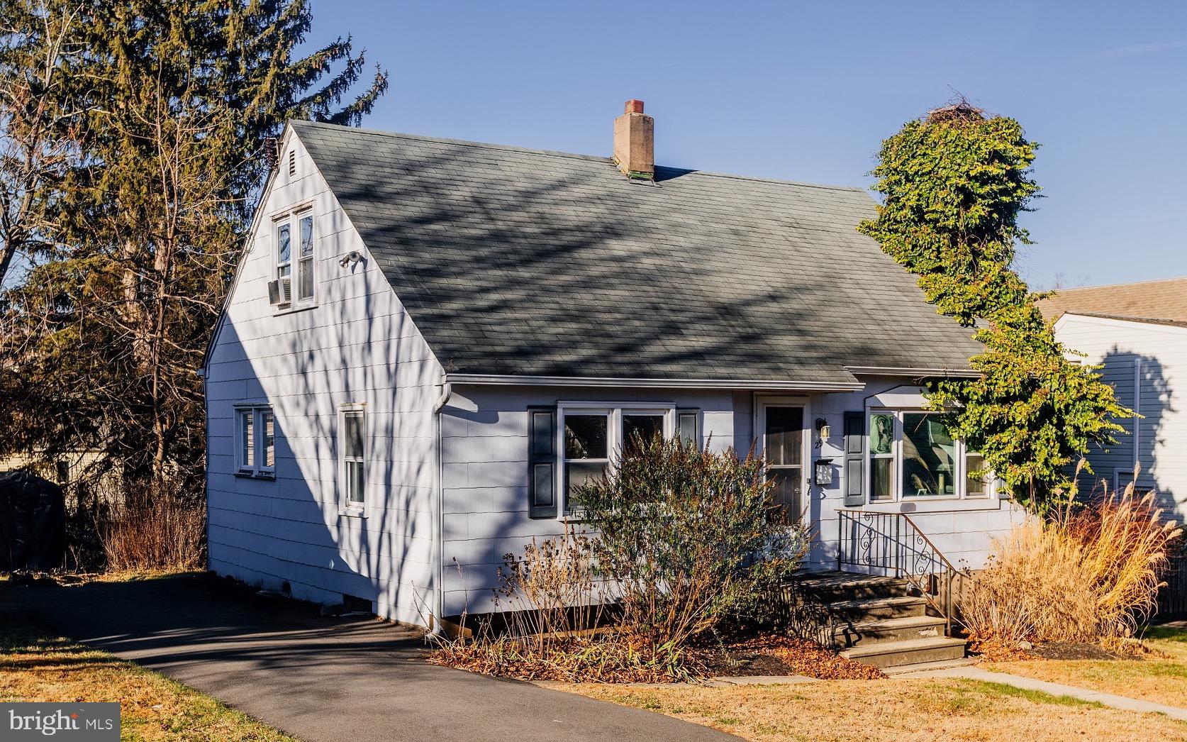 YARDLEY TERR - Residential