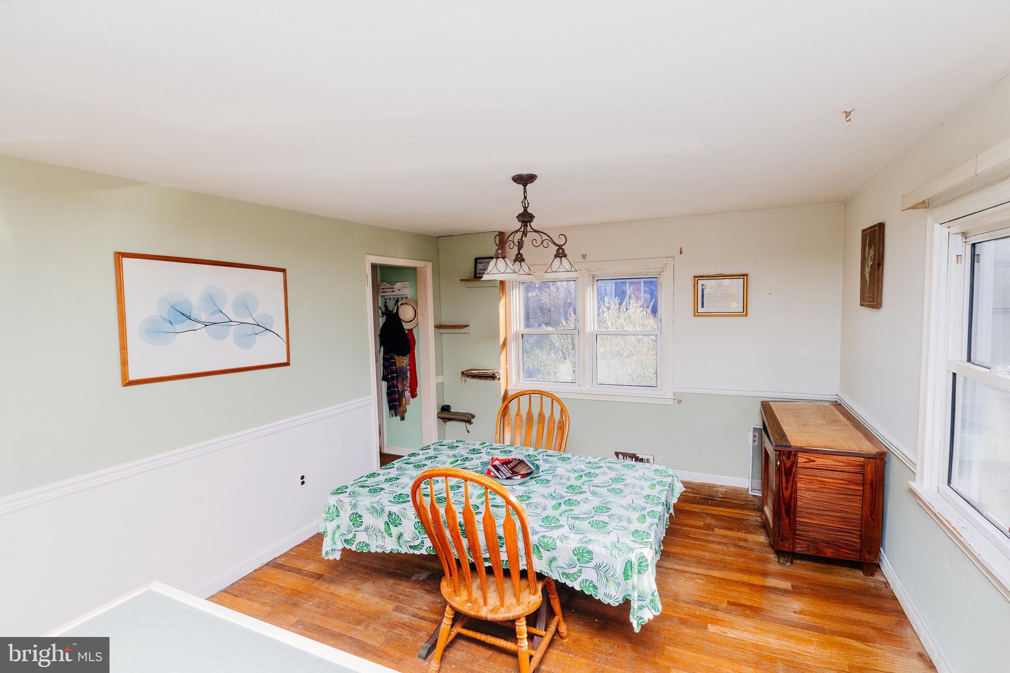 YARDLEY TERR - Residential