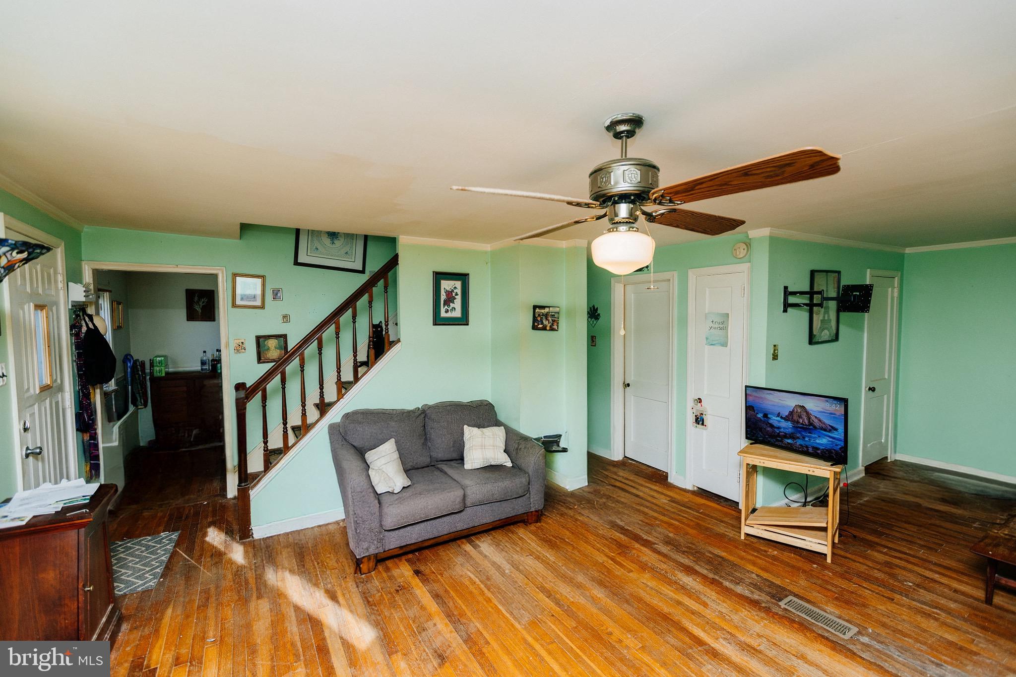 YARDLEY TERR - Residential