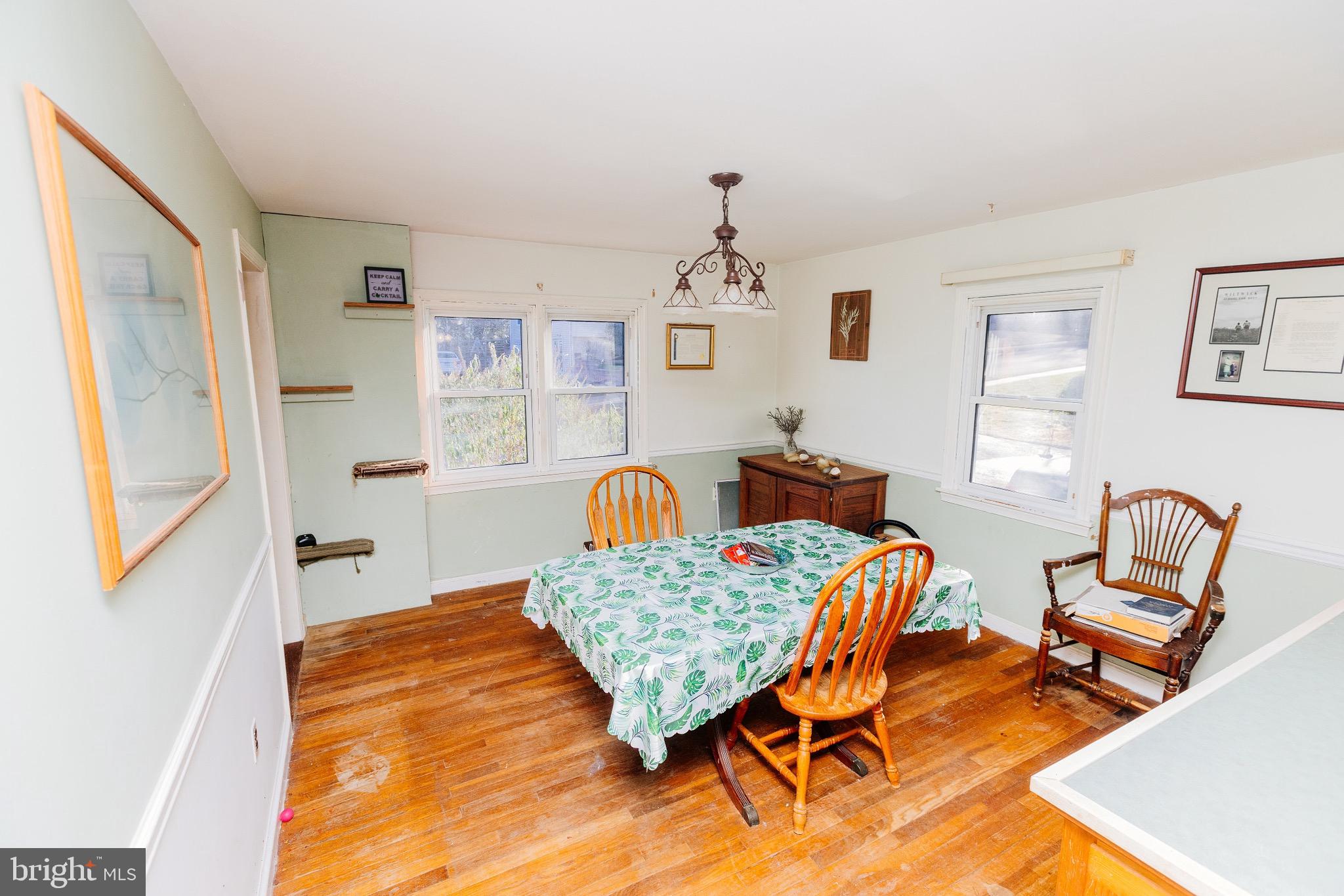 YARDLEY TERR - Residential