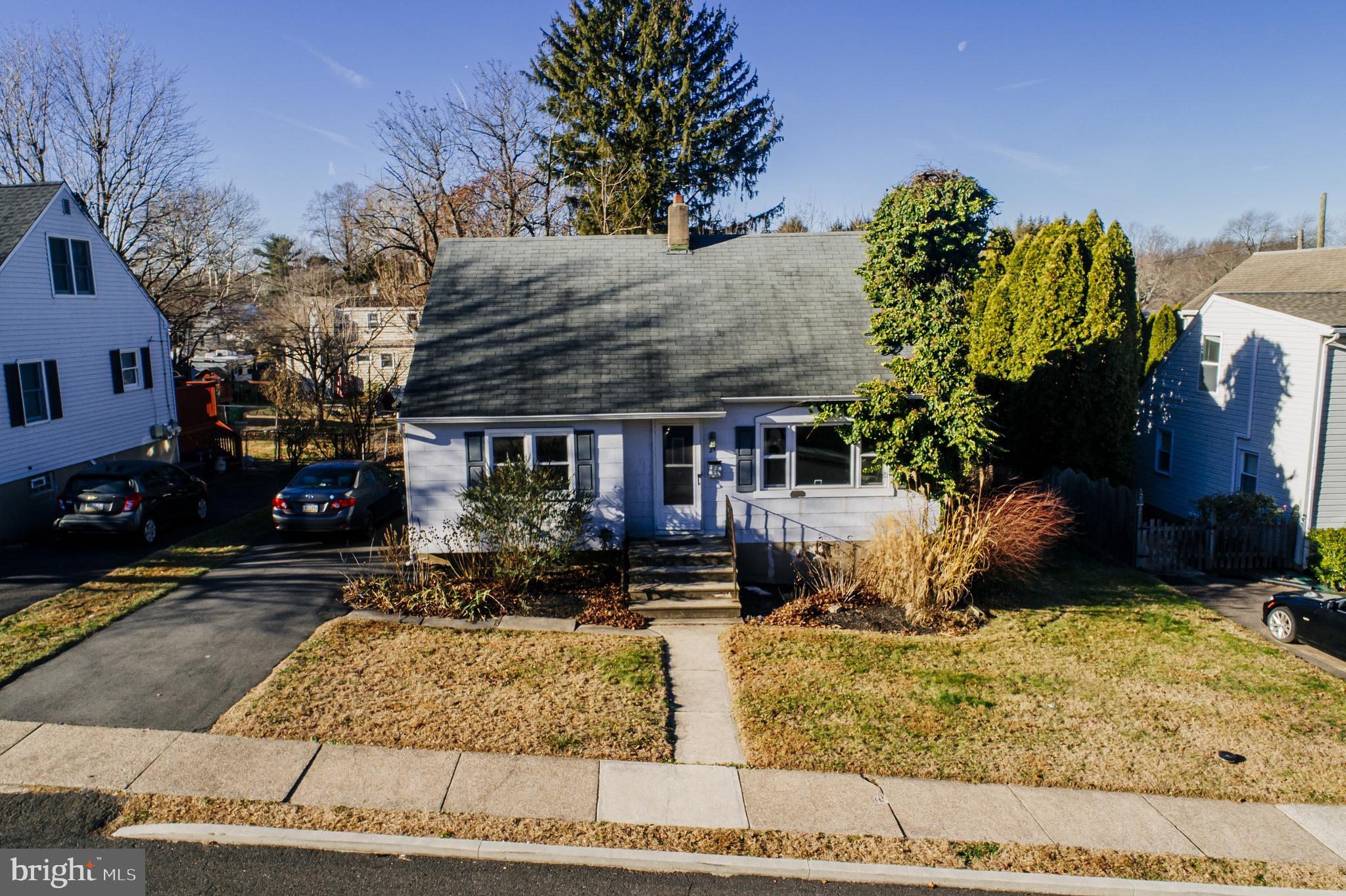 YARDLEY TERR - Residential