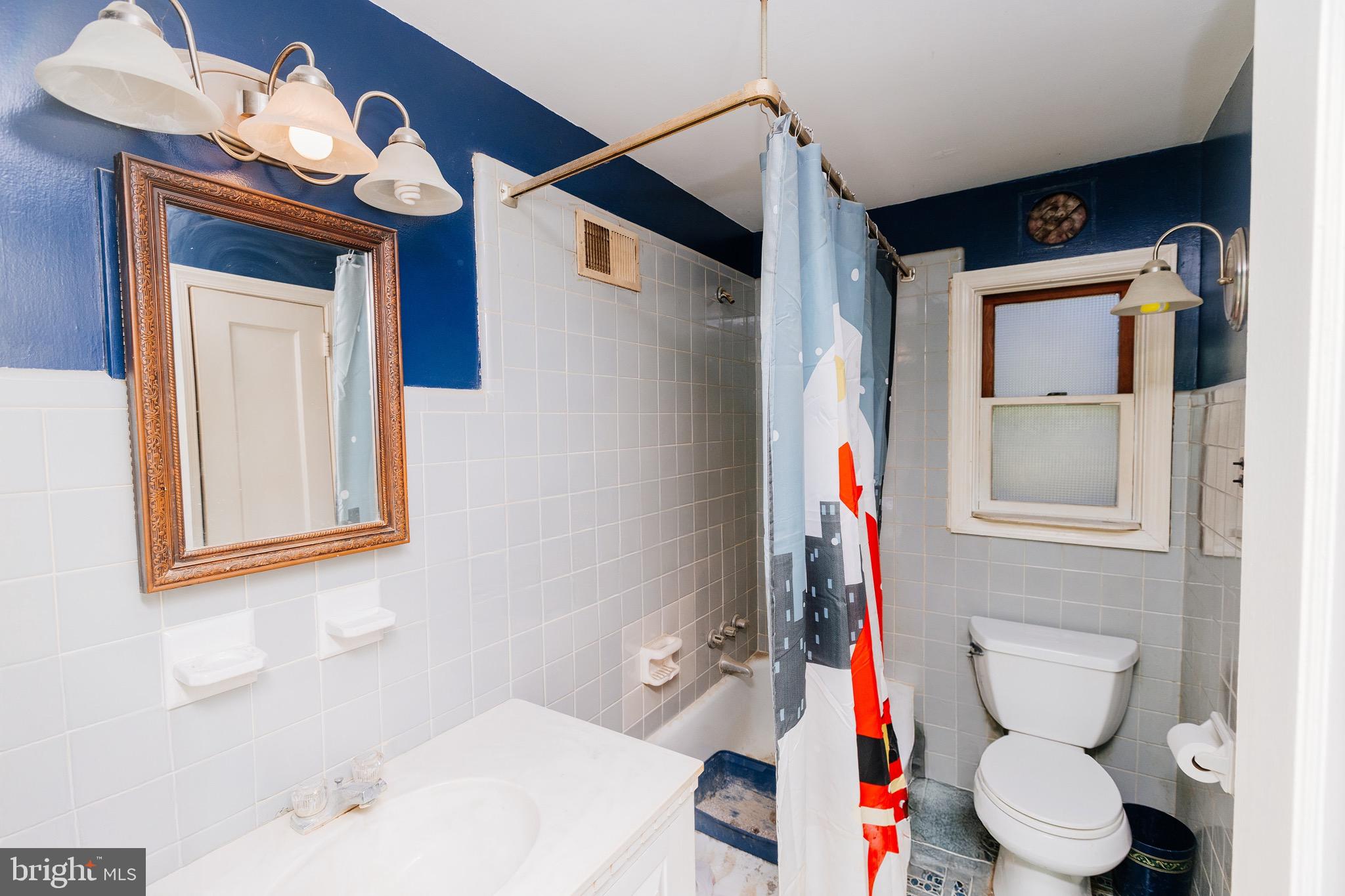 YARDLEY TERR - Residential