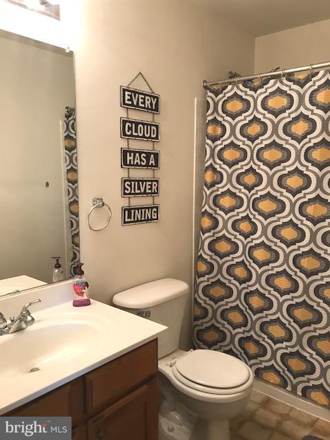 THE VILLAGES AT BRISTOL - Residential Lease