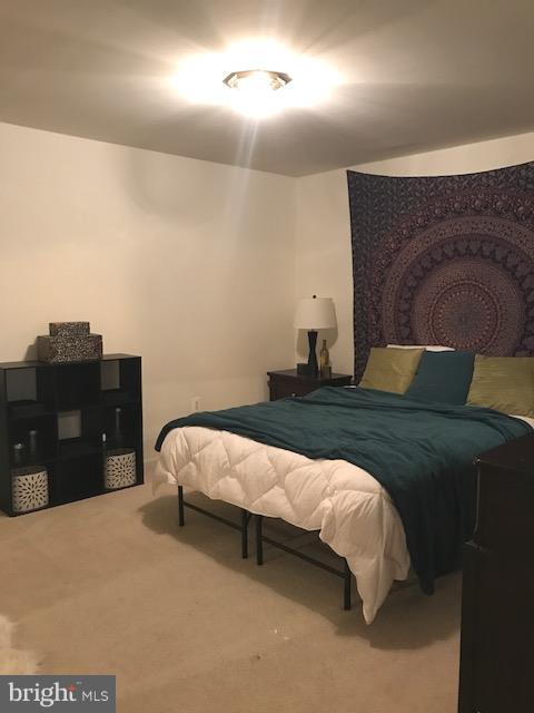 THE VILLAGES AT BRISTOL - Residential Lease