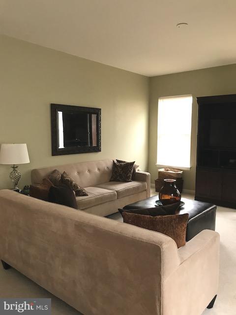 THE VILLAGES AT BRISTOL - Residential Lease