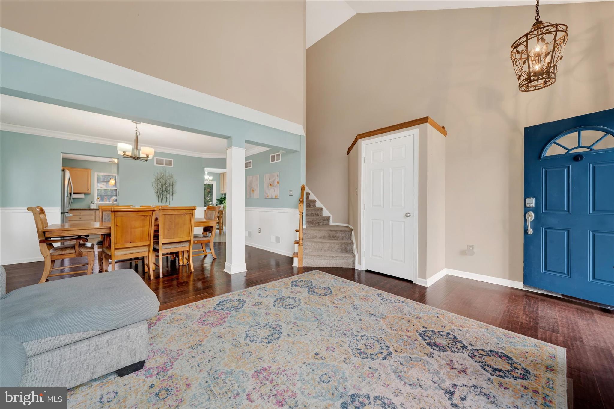 9 LAUREL WOODS