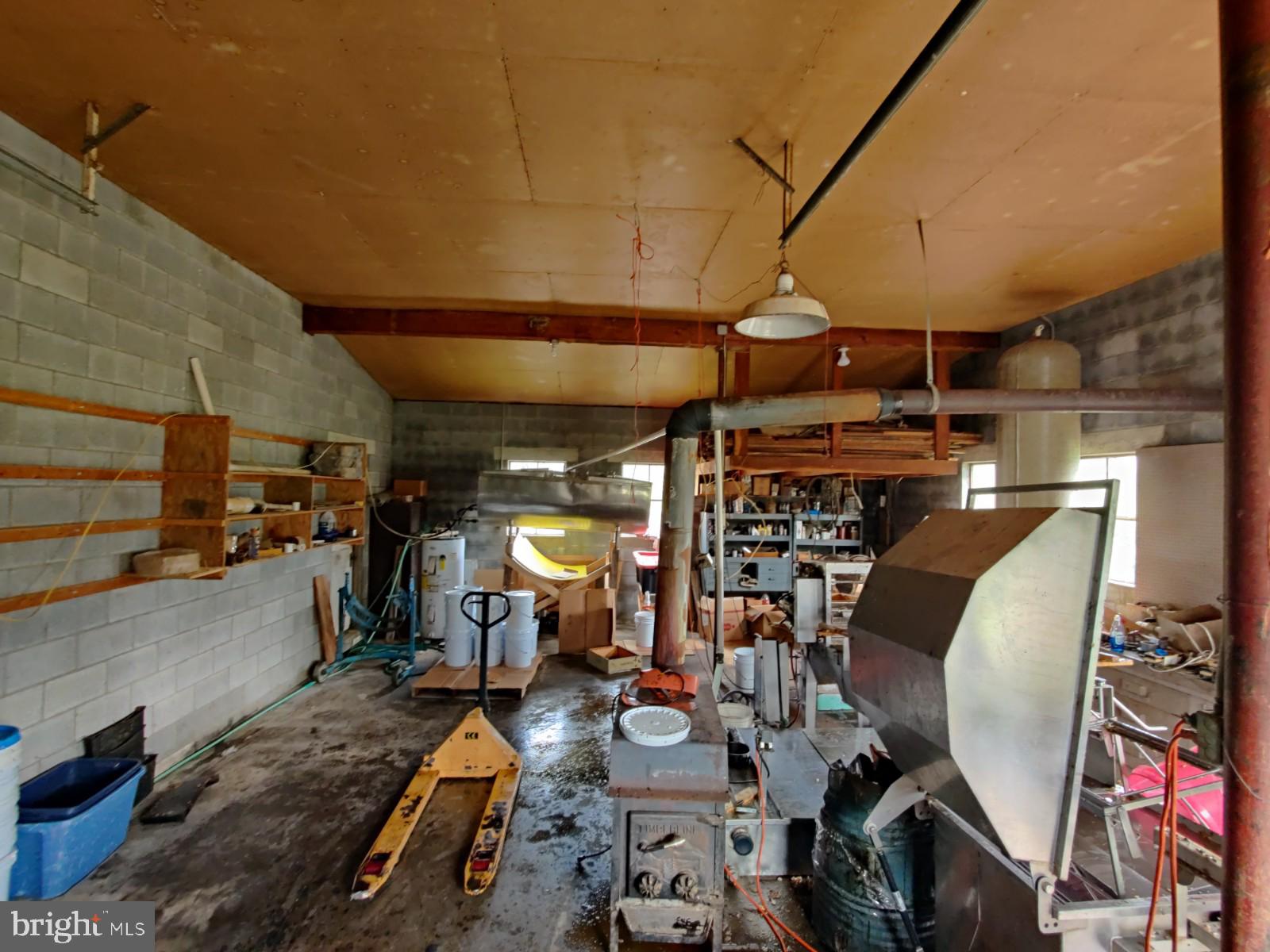 ANTRIM - Commercial Sale