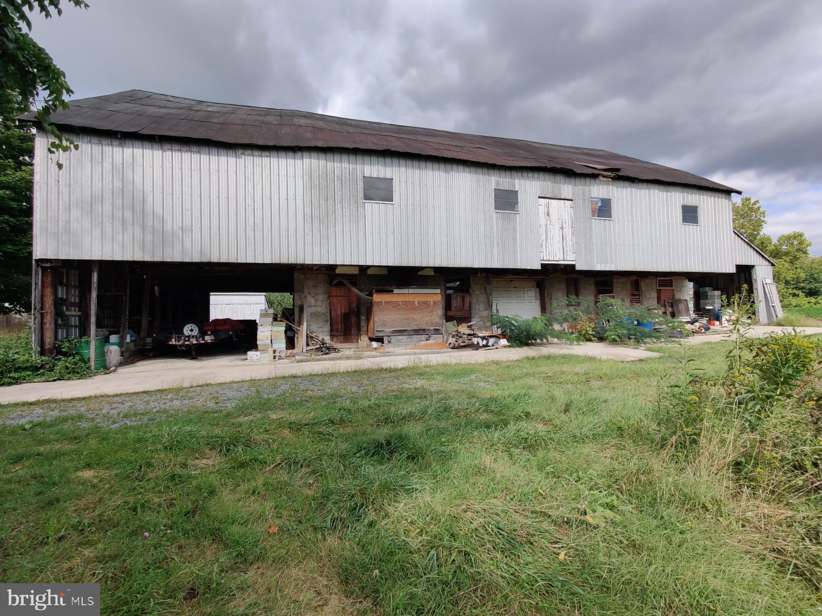 ANTRIM - Commercial Sale