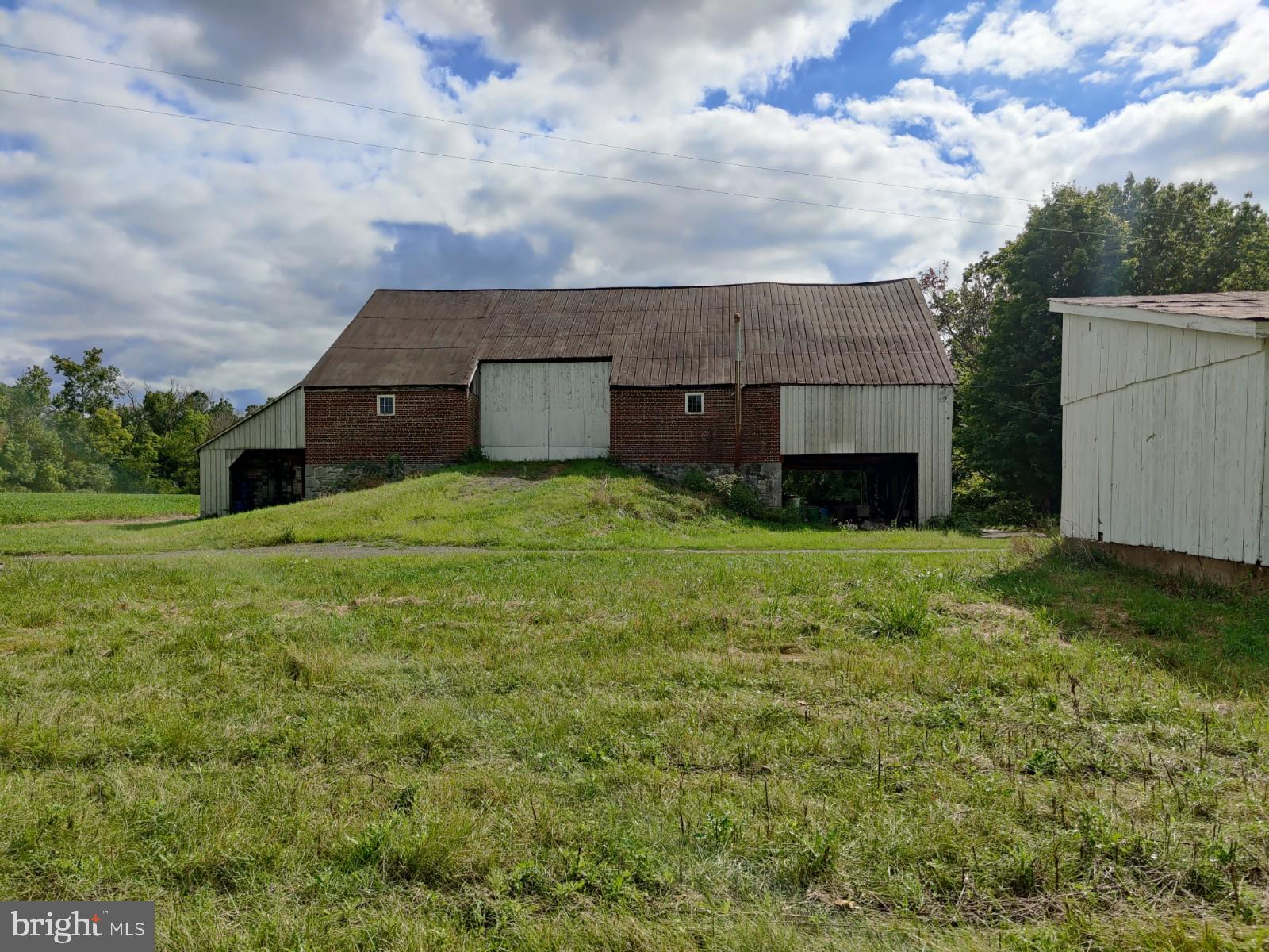 ANTRIM - Commercial Sale