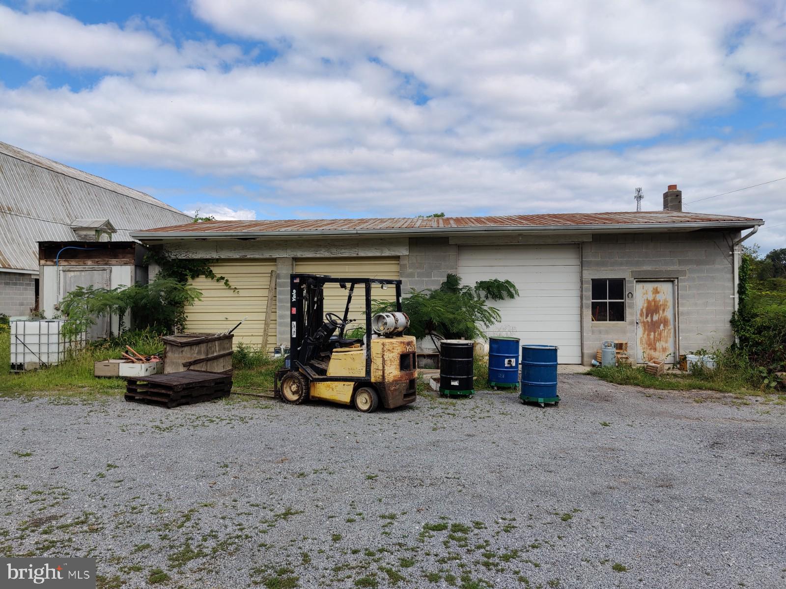 ANTRIM - Commercial Sale