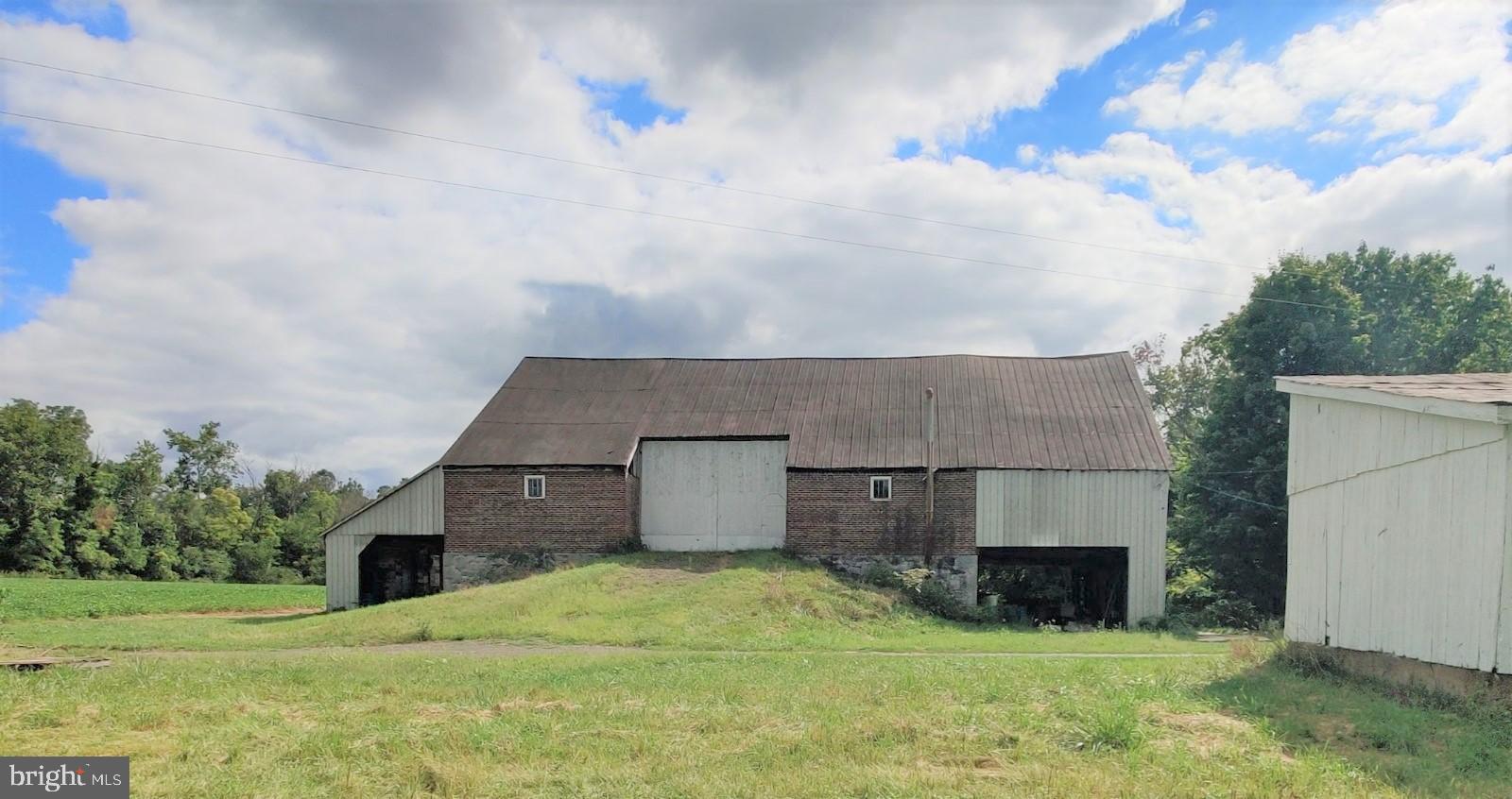 ANTRIM - Commercial Sale
