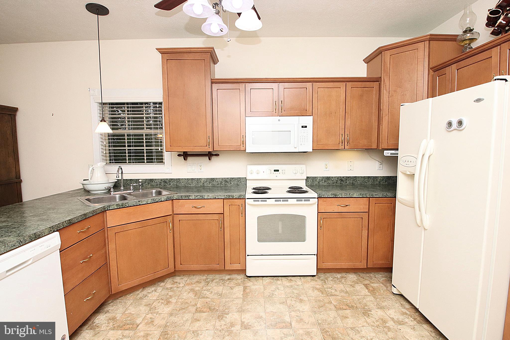 CORTLAND MANOR - Residential