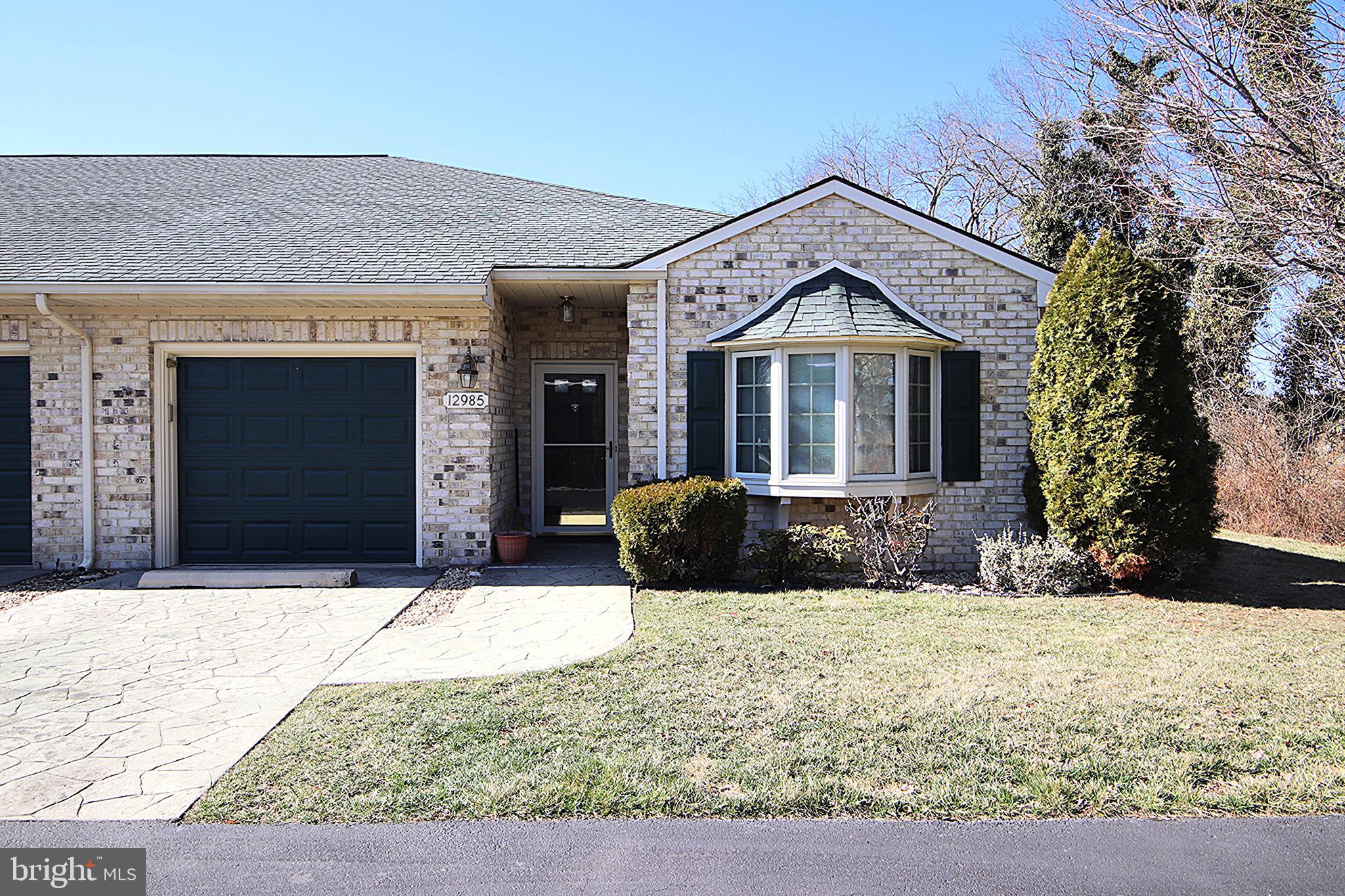 CORTLAND MANOR - Residential