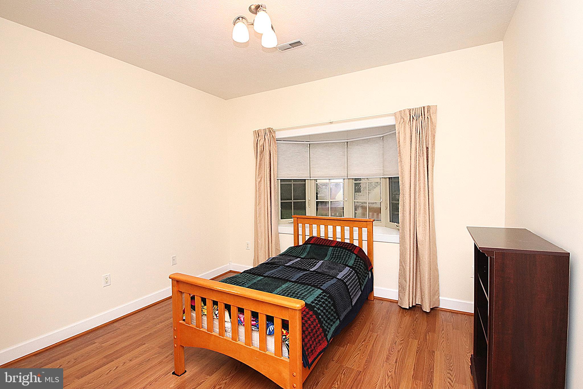 CORTLAND MANOR - Residential