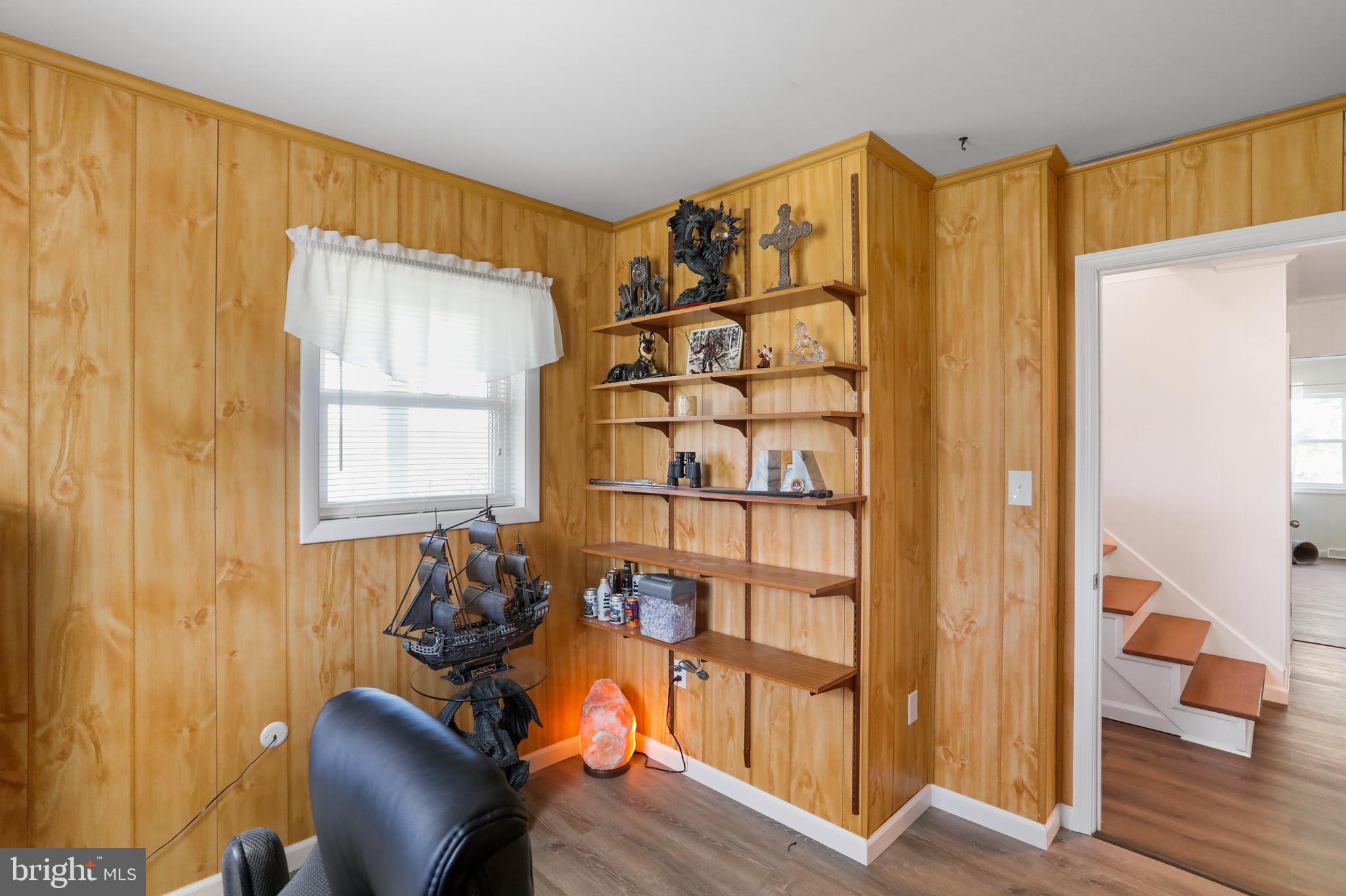 AYR TOWNSHIP - Residential