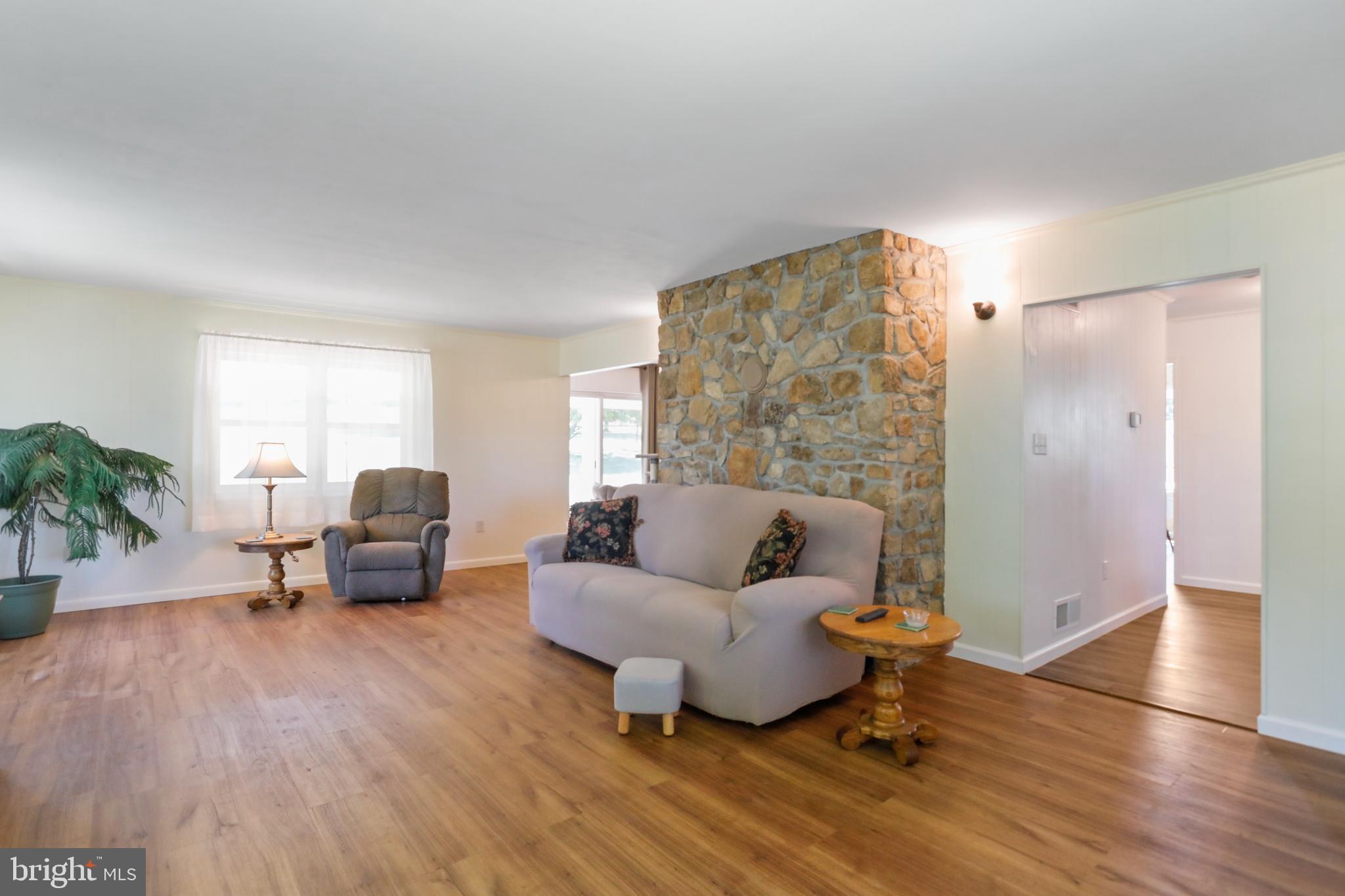 AYR TOWNSHIP - Residential