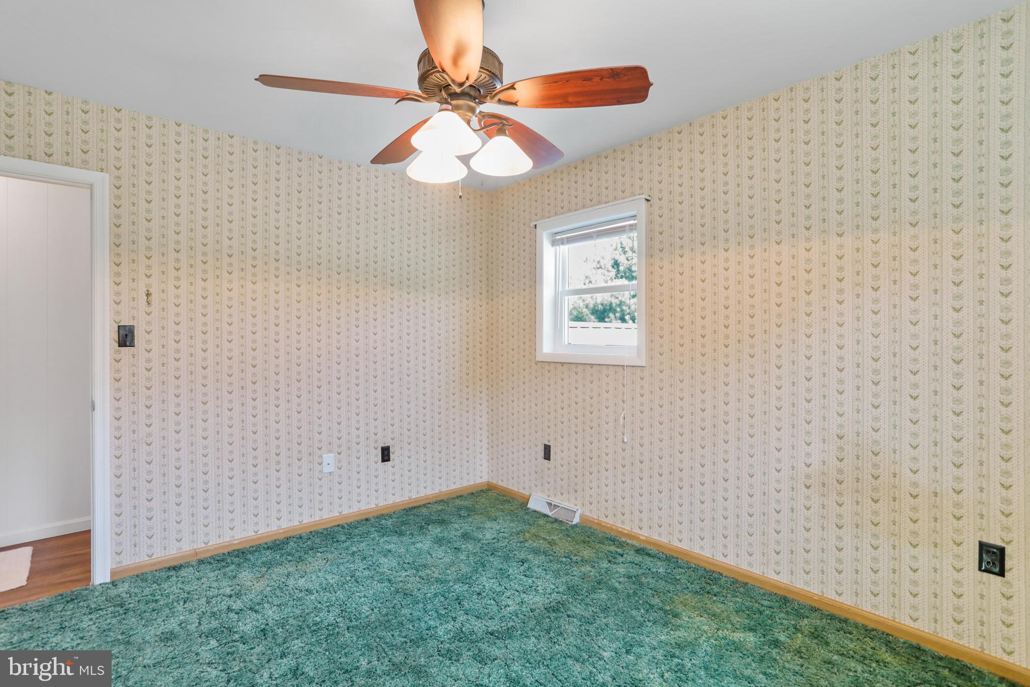 AYR TOWNSHIP - Residential