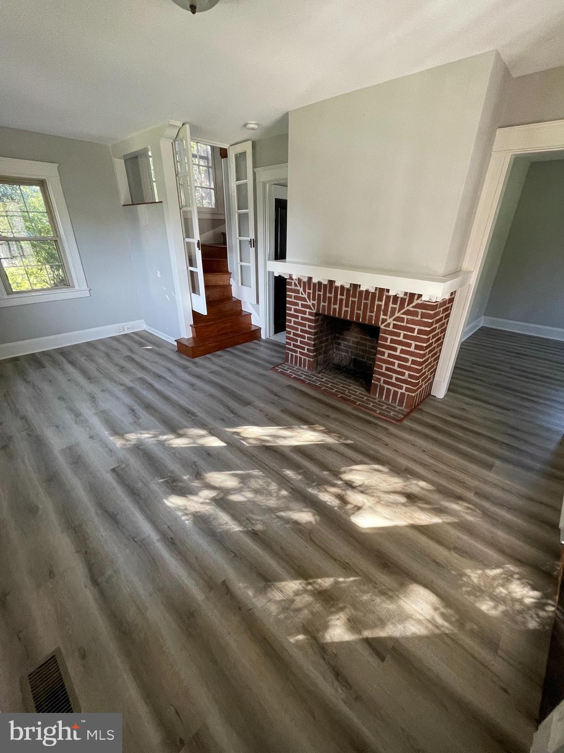 LINTHICUM HEIGHTS - Residential Lease